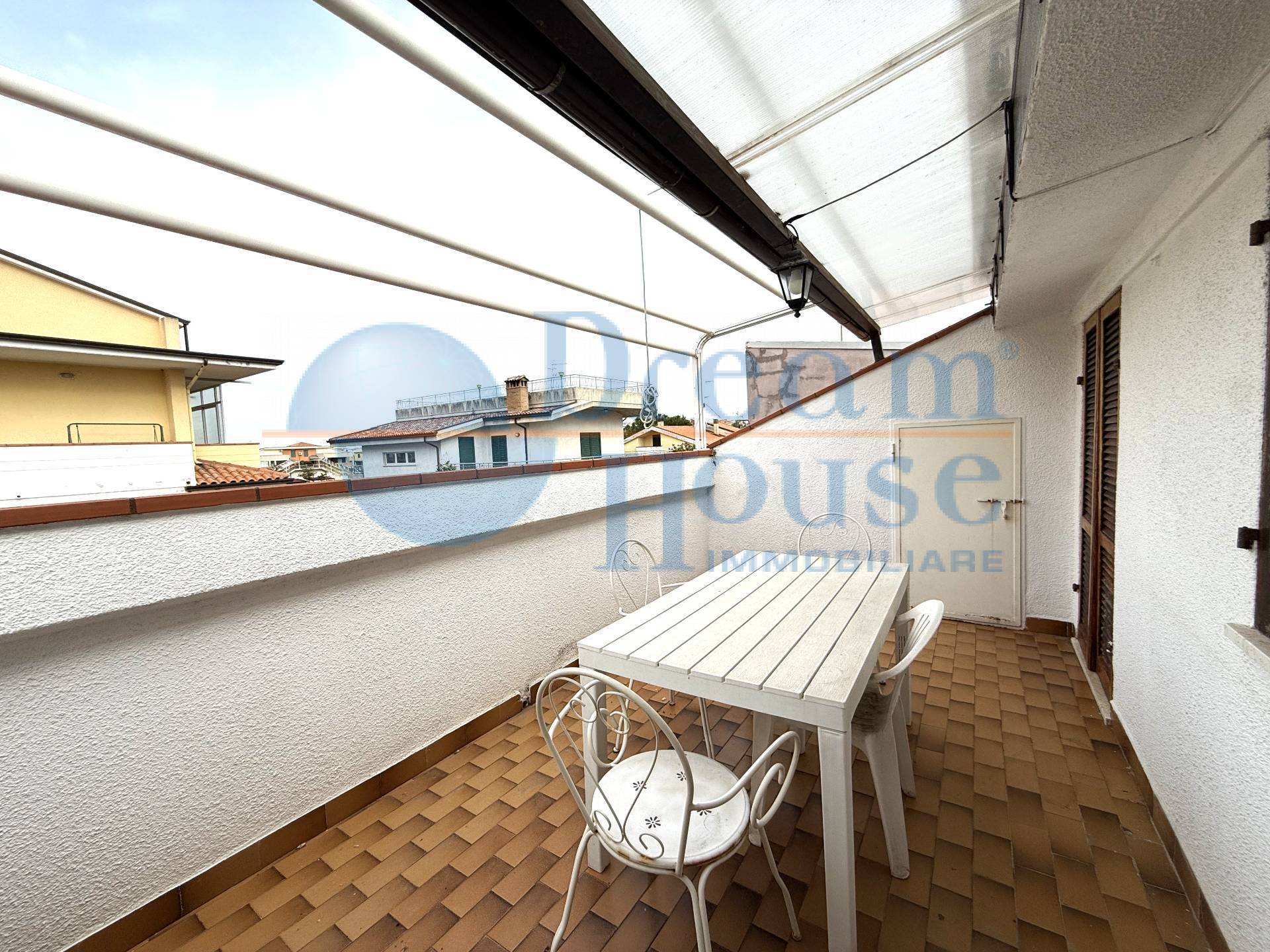 Appartamento in vendita a Alba Adriatica, Tra Via Mazzini e Via Trieste