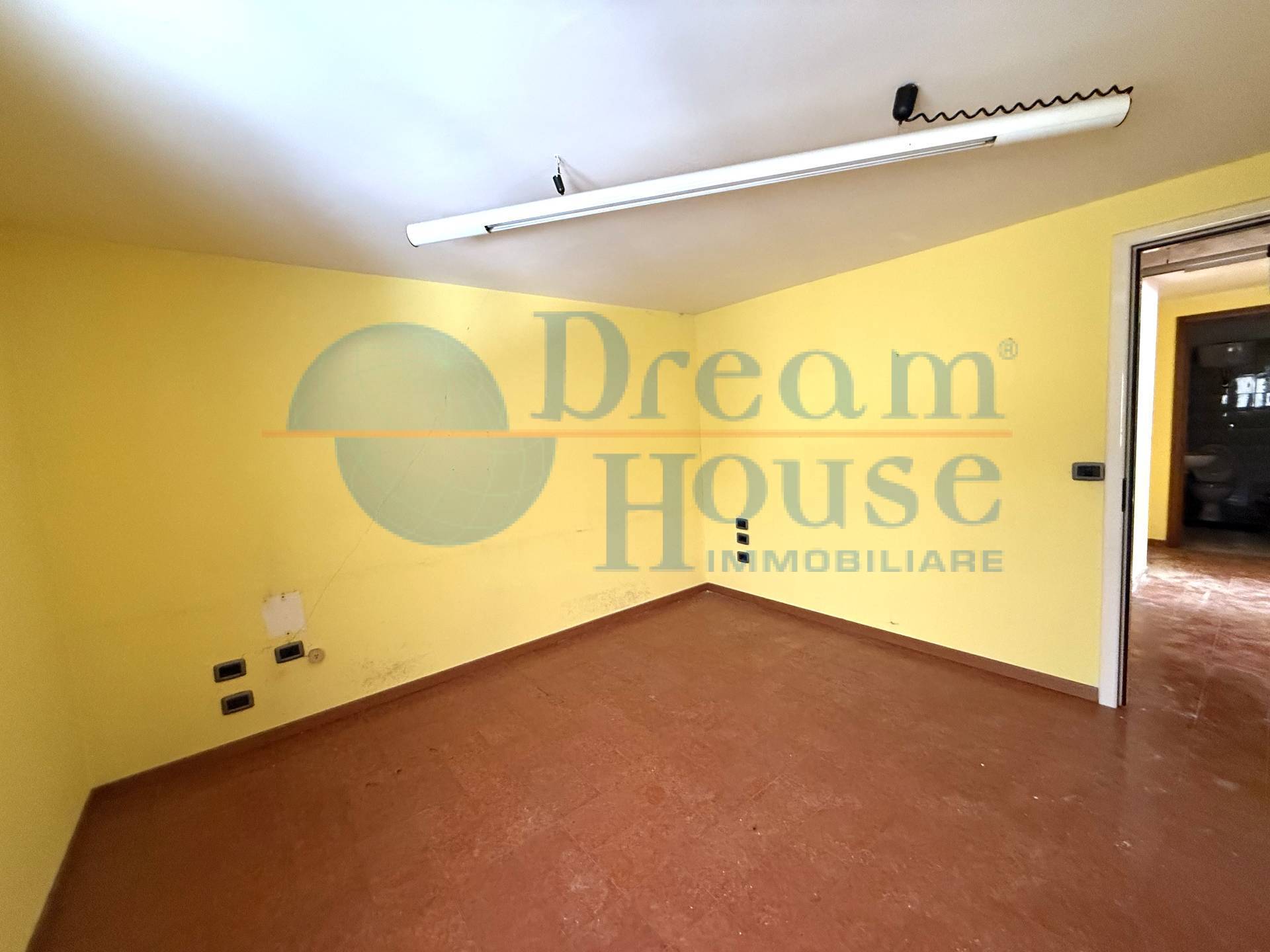 Ufficio in vendita a Teramo