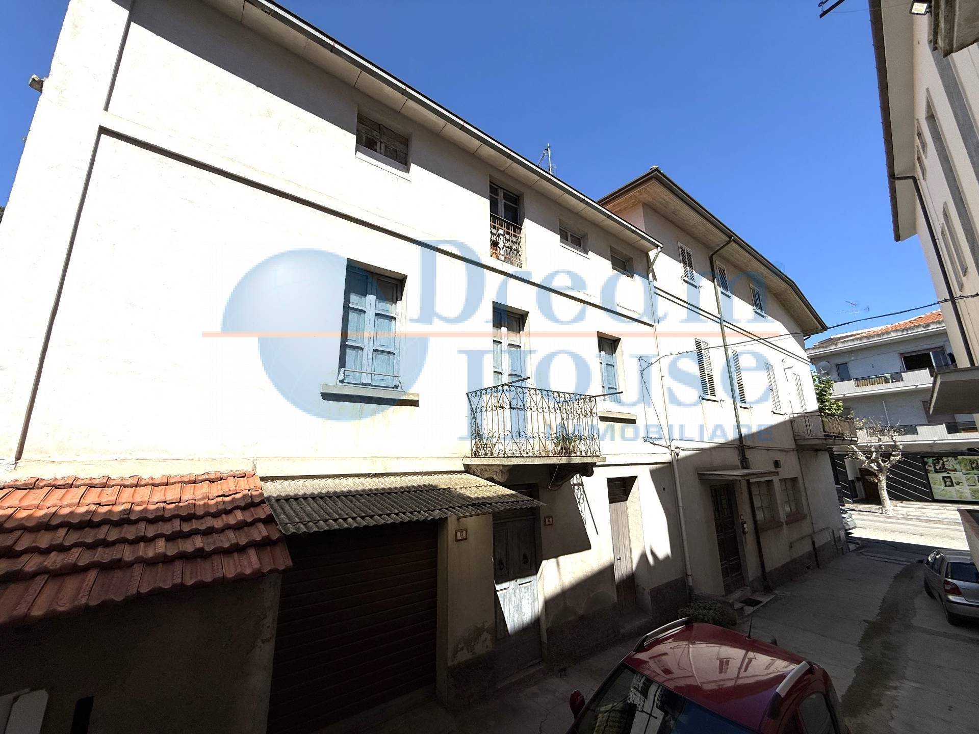 Casa singola/ Villa in vendita a Alba Adriatica