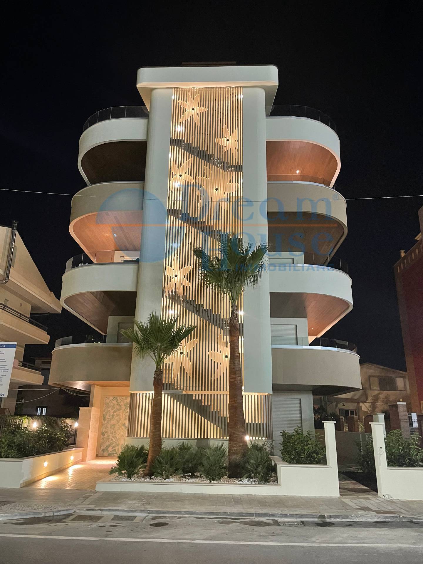 Appartamento in vendita a Alba Adriatica, Zona Sud