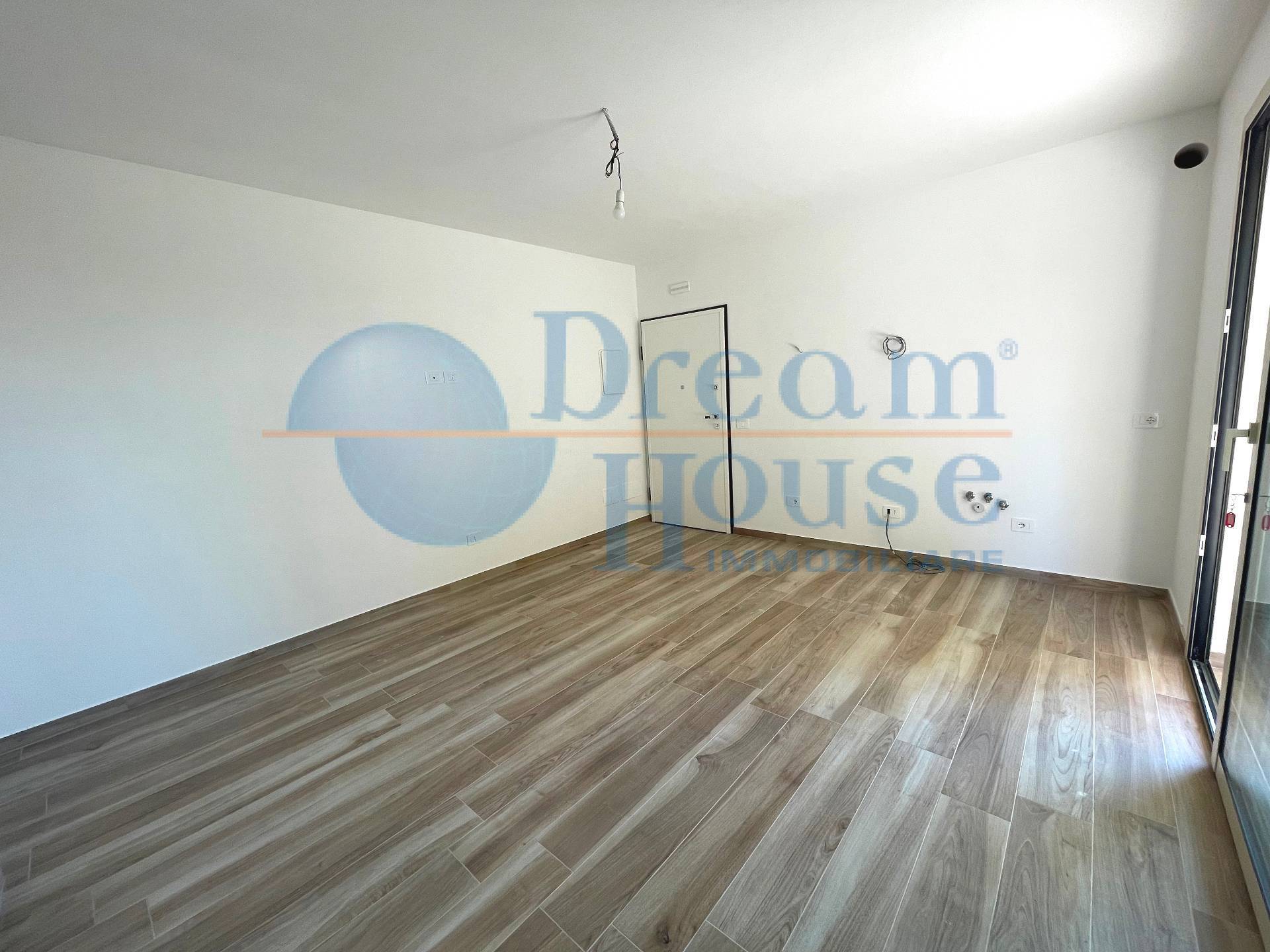 Appartamento in vendita a Alba Adriatica, Zona Sud