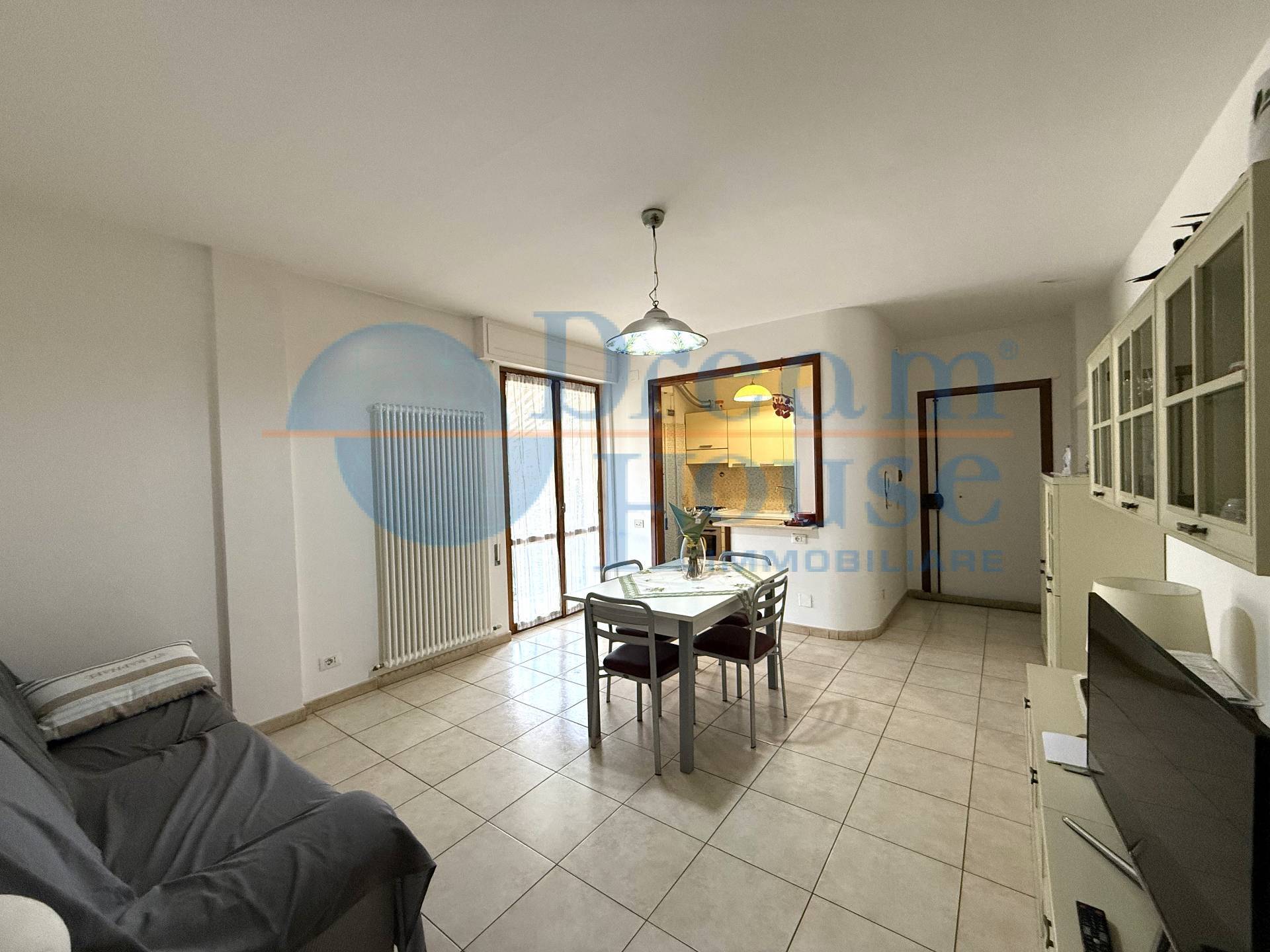 Appartamento in vendita a Alba Adriatica, Villa Fiore/Pinete