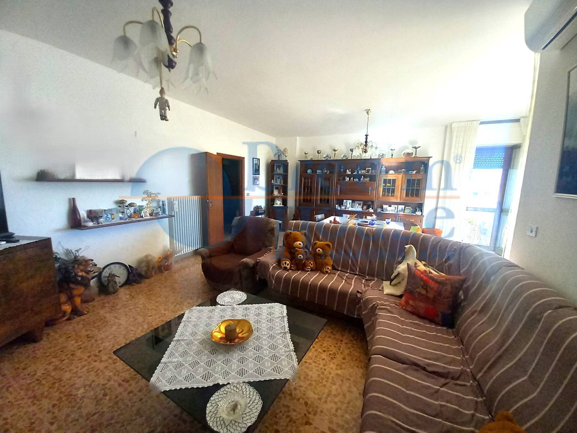 Casa singola/ Villa in vendita a Sant'Omero