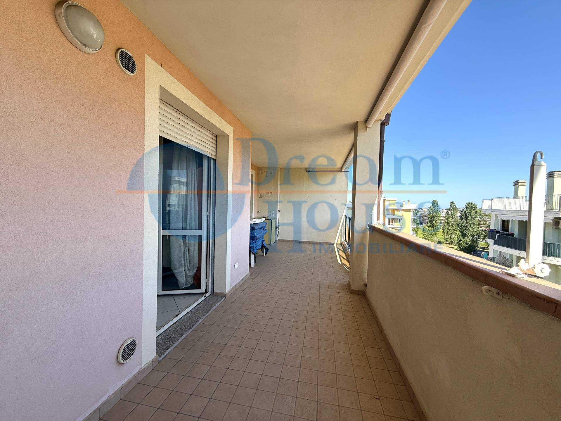 Appartamento in vendita a Alba Adriatica, Villa Fiore/Pinete