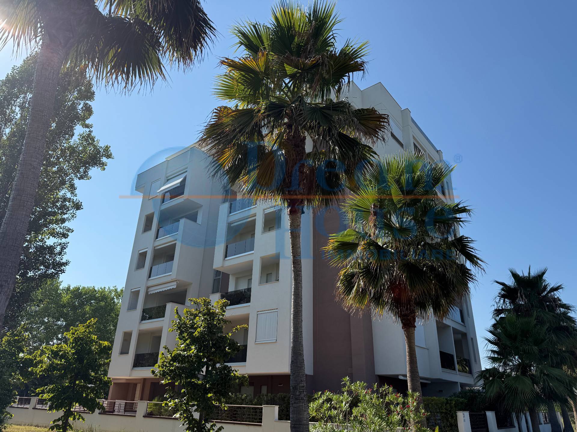 Appartamento in vendita a Alba Adriatica, Villa Fiore/Pinete