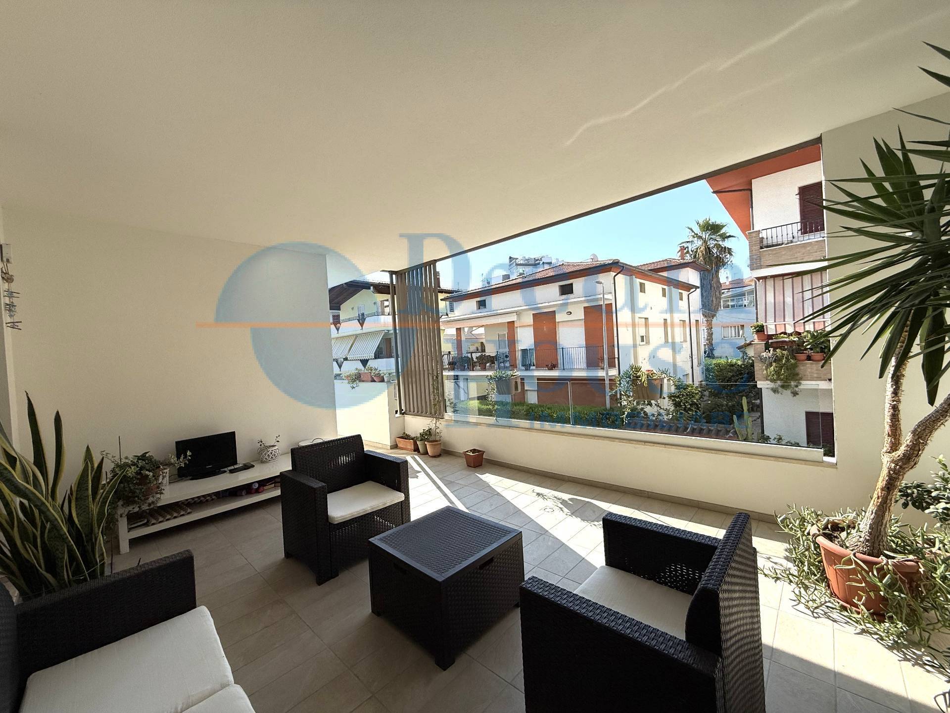 Appartamento in vendita a Alba Adriatica, Villa Fiore/Pinete
