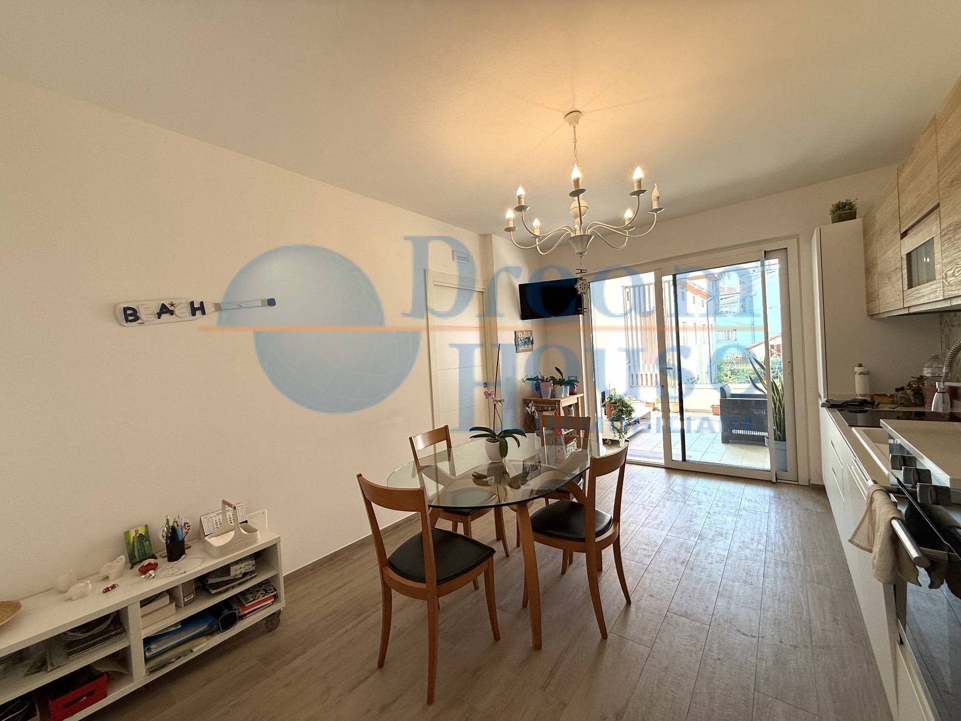 Appartamento in vendita a Alba Adriatica, Villa Fiore/Pinete