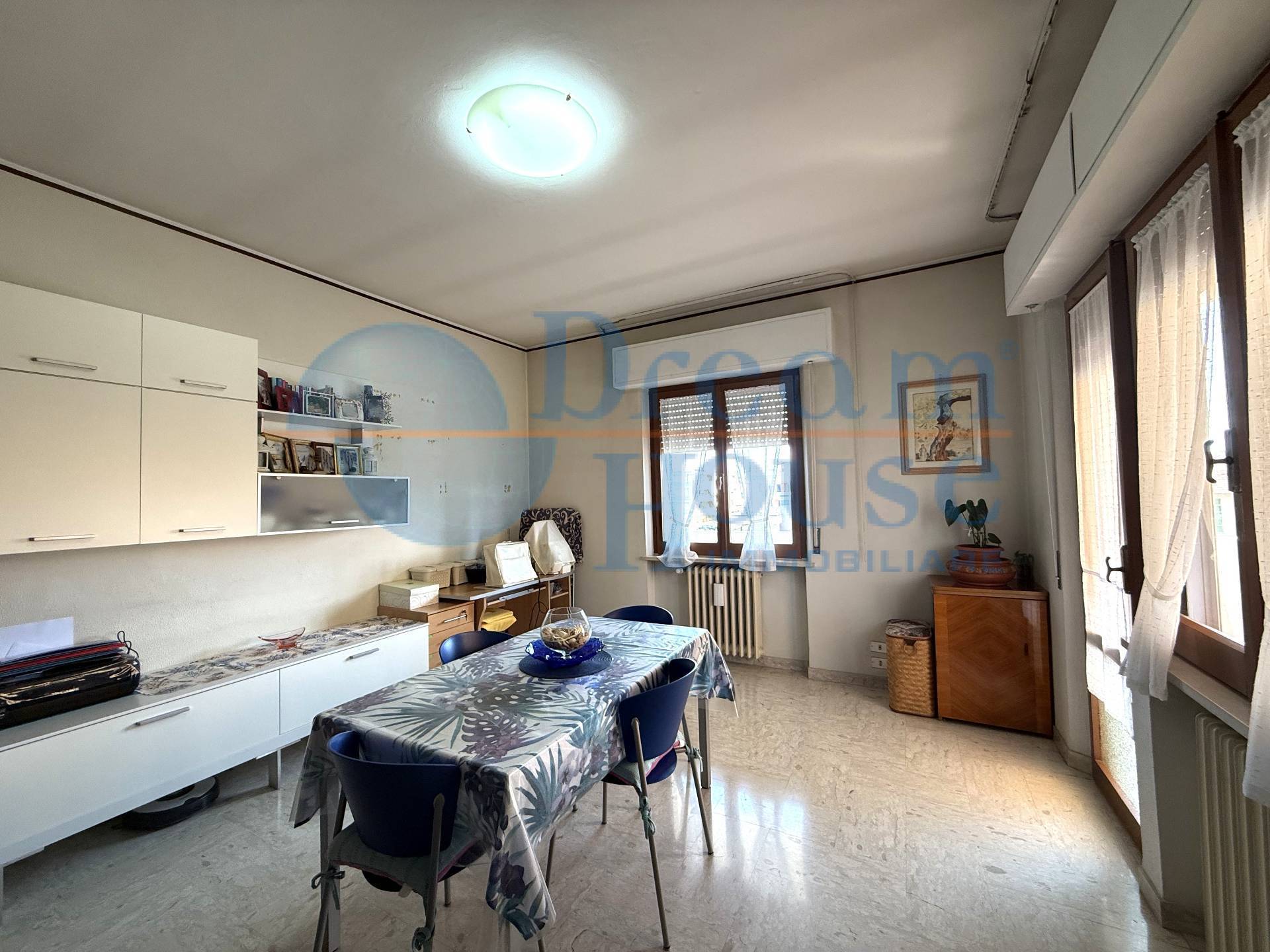 Appartamento in vendita a Alba Adriatica, Villa Fiore/Pinete