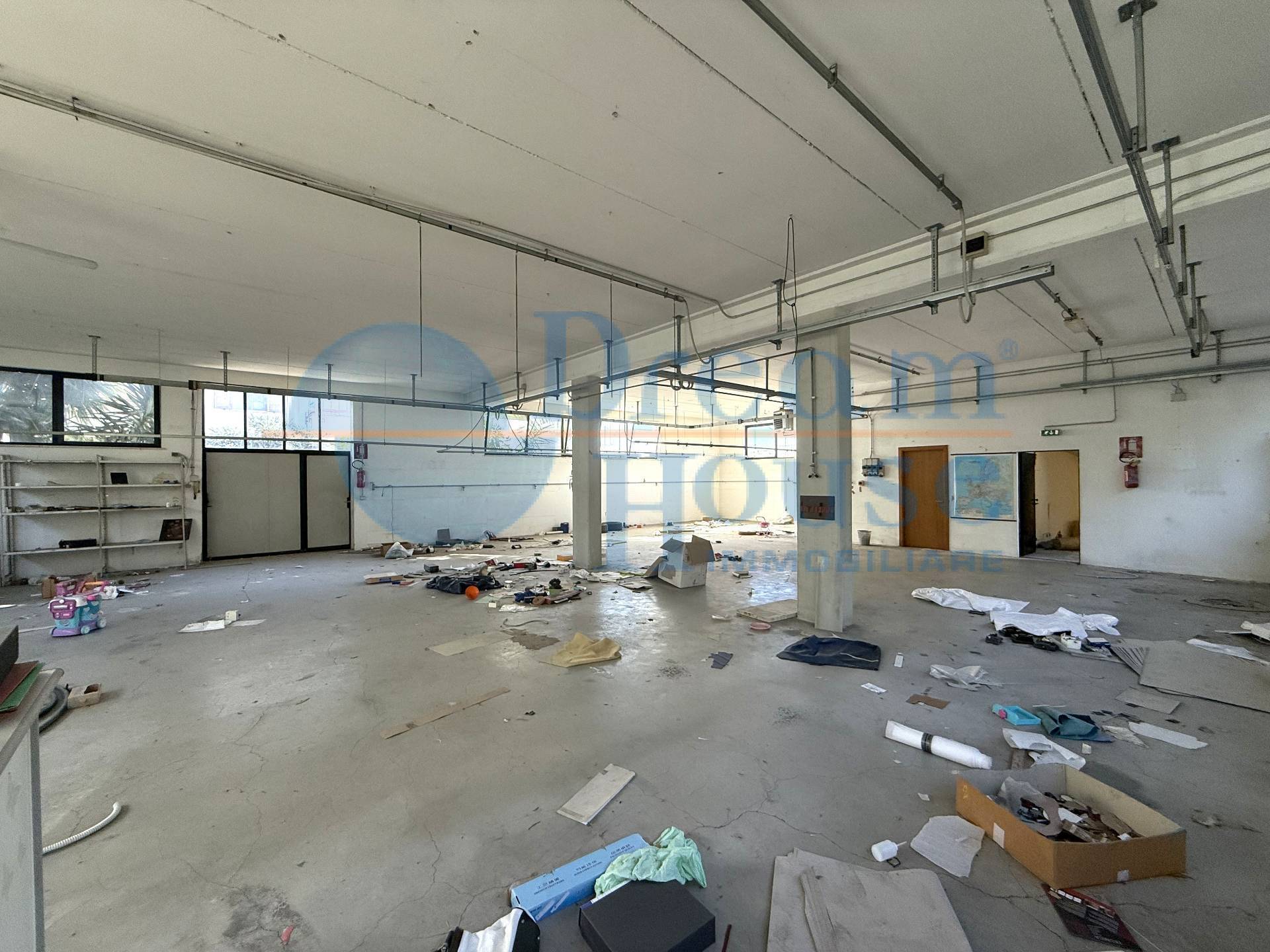 Opificio in vendita a Martinsicuro, VILLA ROSA