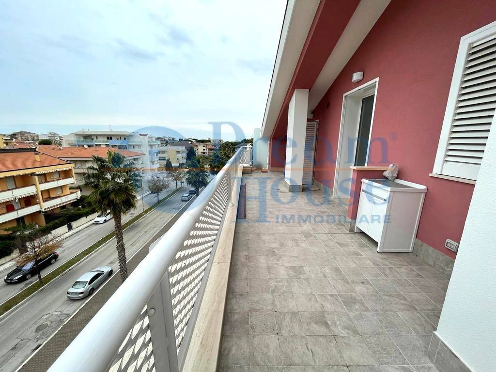 Appartamento in vendita a Tortoreto, TORTORETO LIDO
