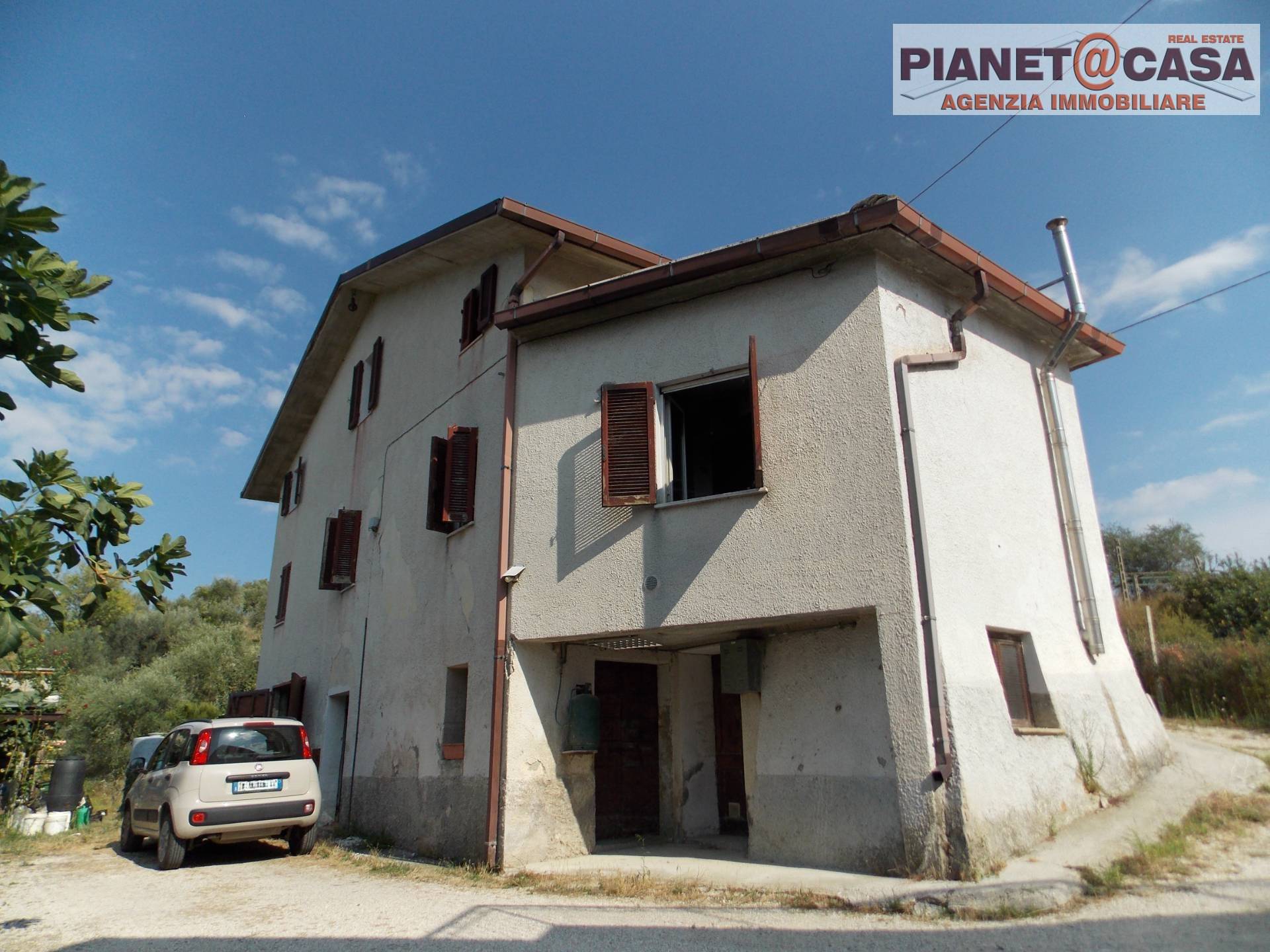 Casa indipendente con terrazzo, Folignano piane di morro