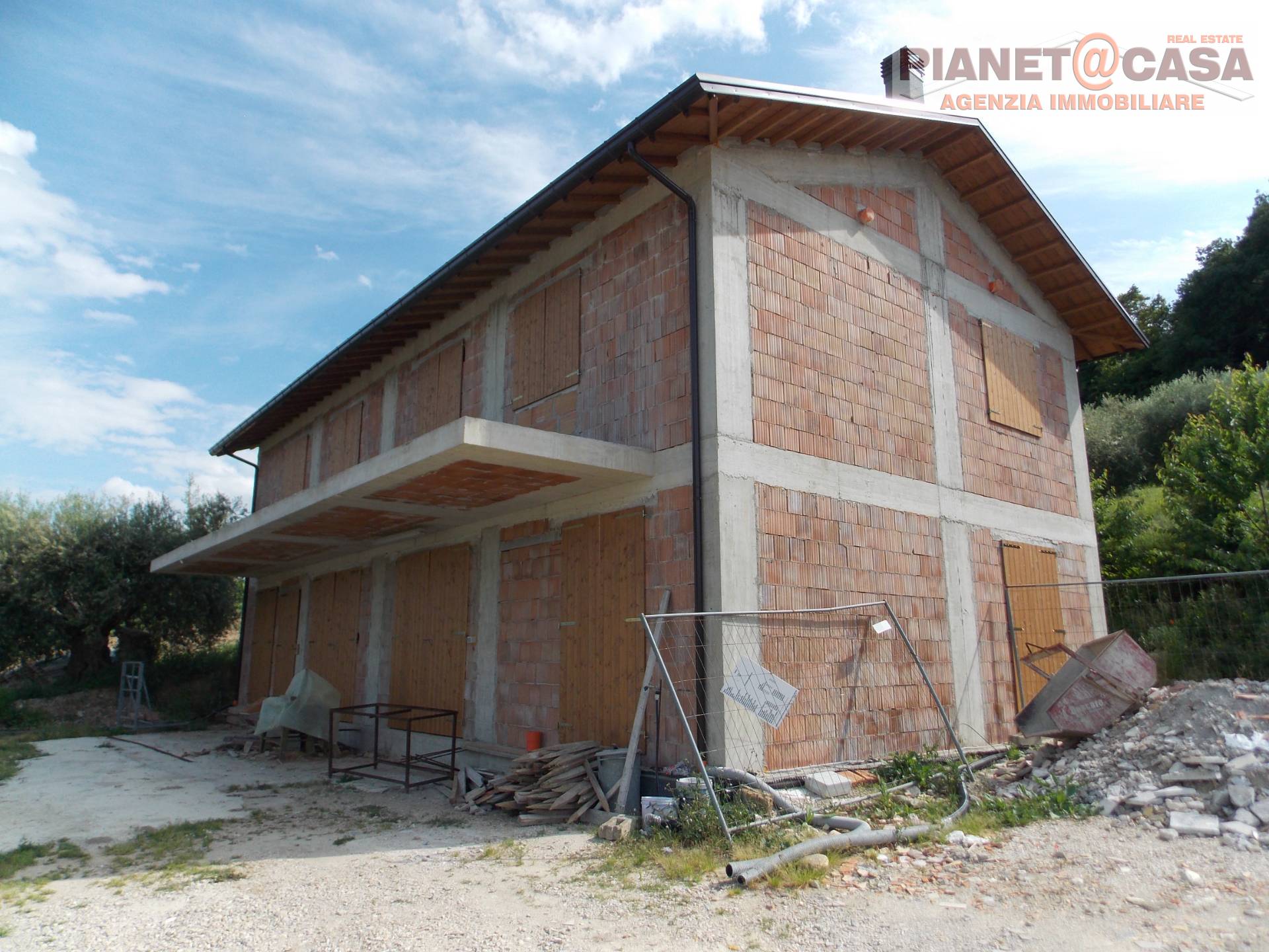 Casa indipendente in vendita a Colli del Tronto