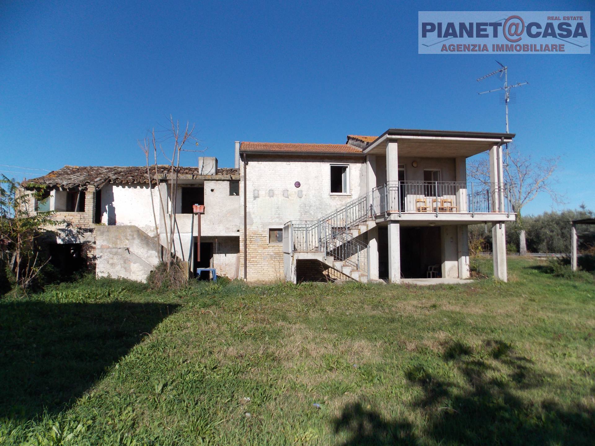 Casa indipendente in vendita a Spinetoli, PAGLIARE DEL TRONTO