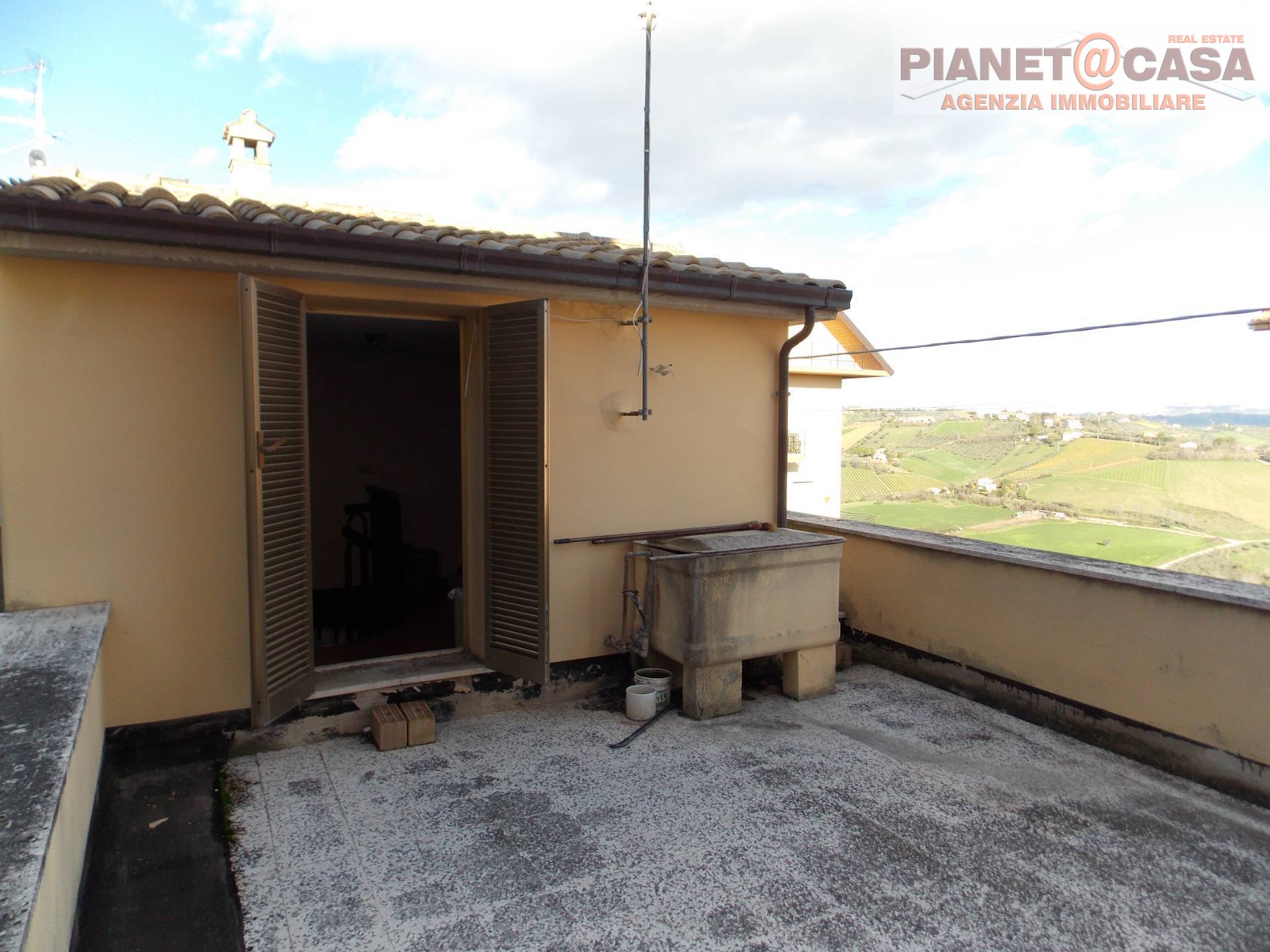 Casa indipendente in vendita a Colli del Tronto