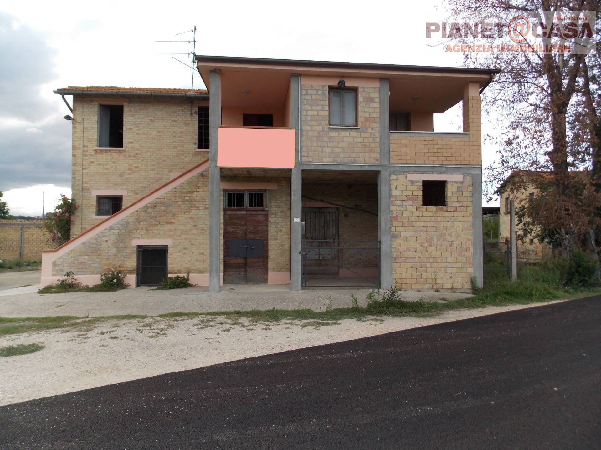 Casa indipendente in vendita a Colli del Tronto