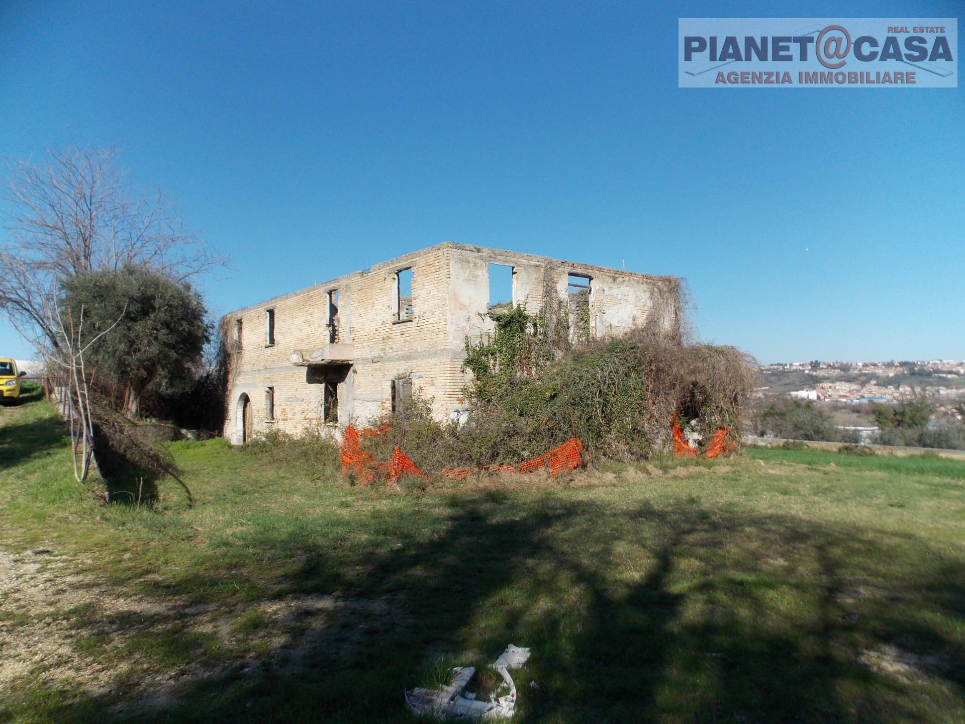 Casa indipendente in vendita a Ancarano