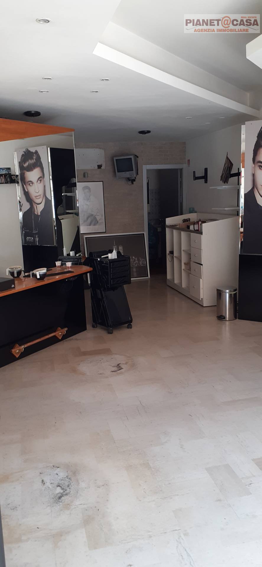 Locale Commerciale / Artigianale in vendita a Martinsicuro