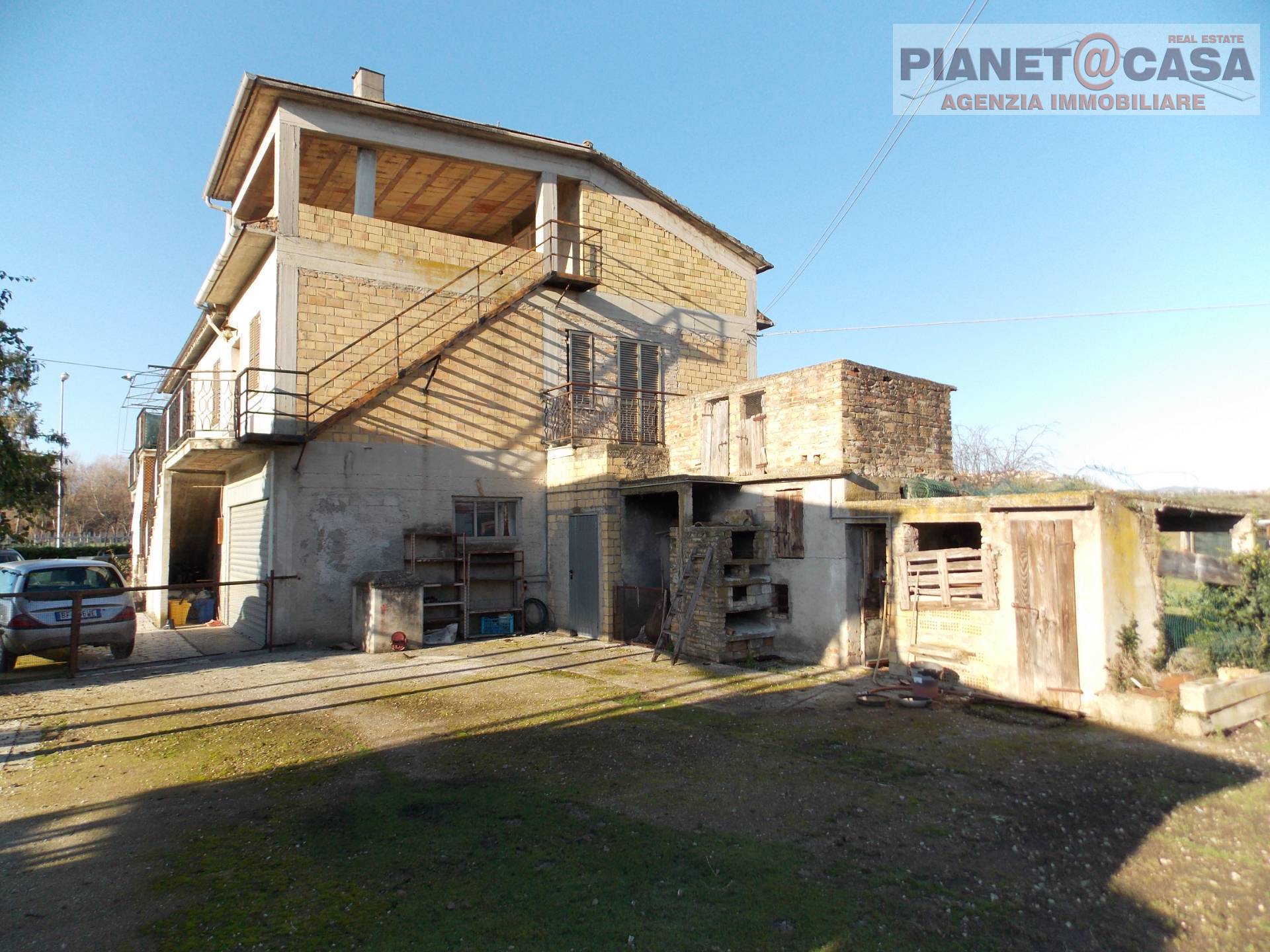 Casa indipendente in vendita a Colli del Tronto