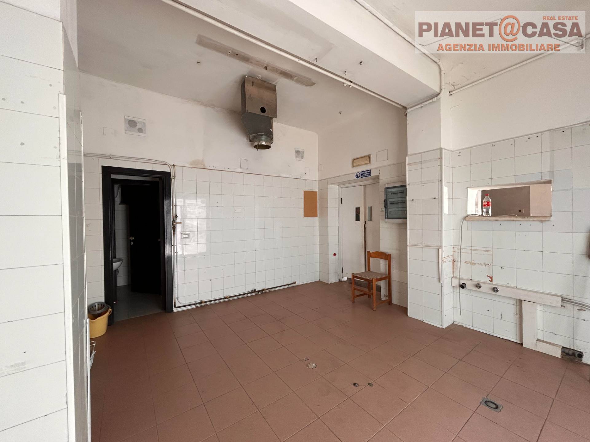 Locale Commerciale / Artigianale in vendita a Spinetoli, PAGLIARE DEL TRONTO