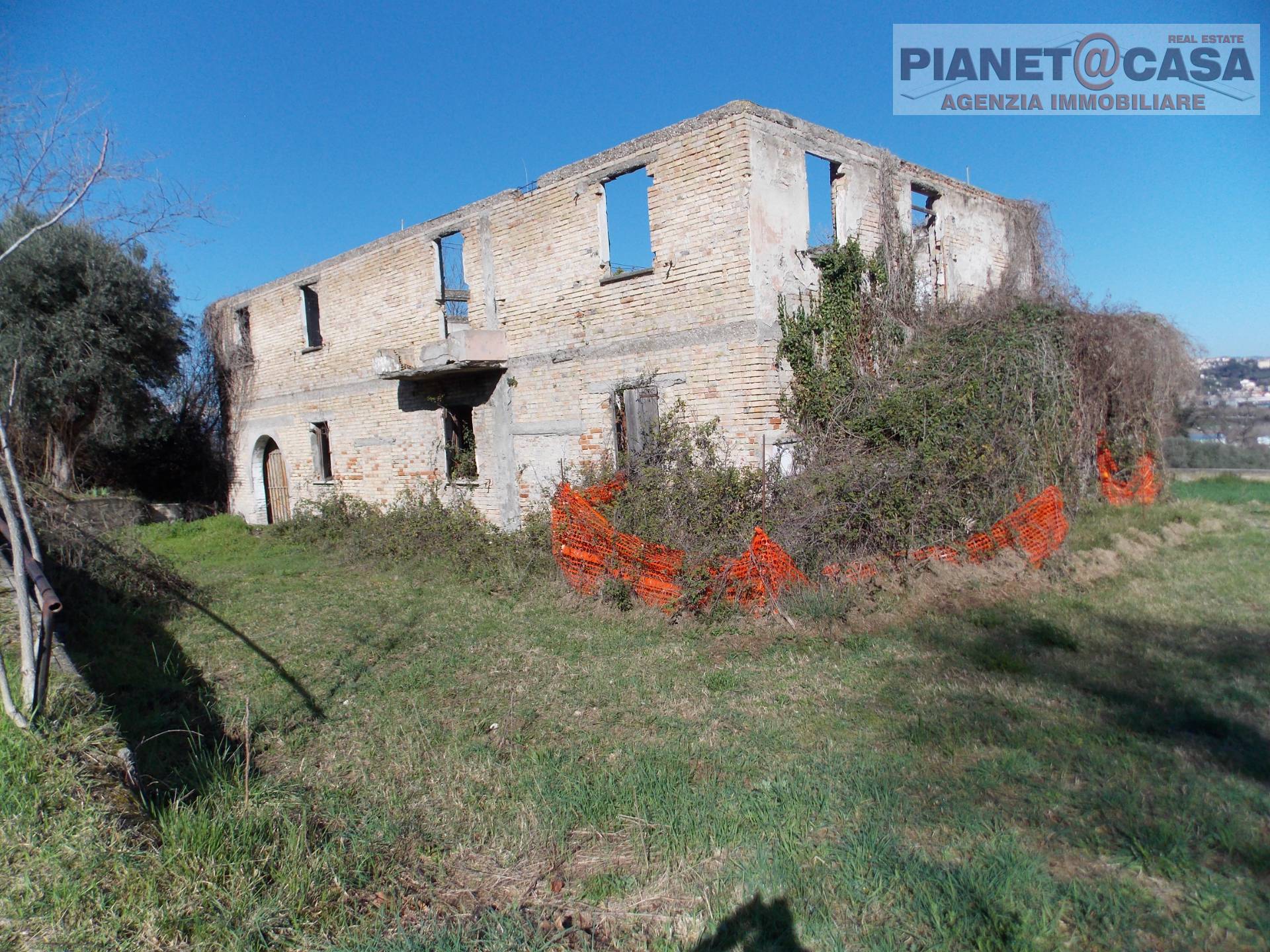 Casa indipendente in vendita a Ancarano