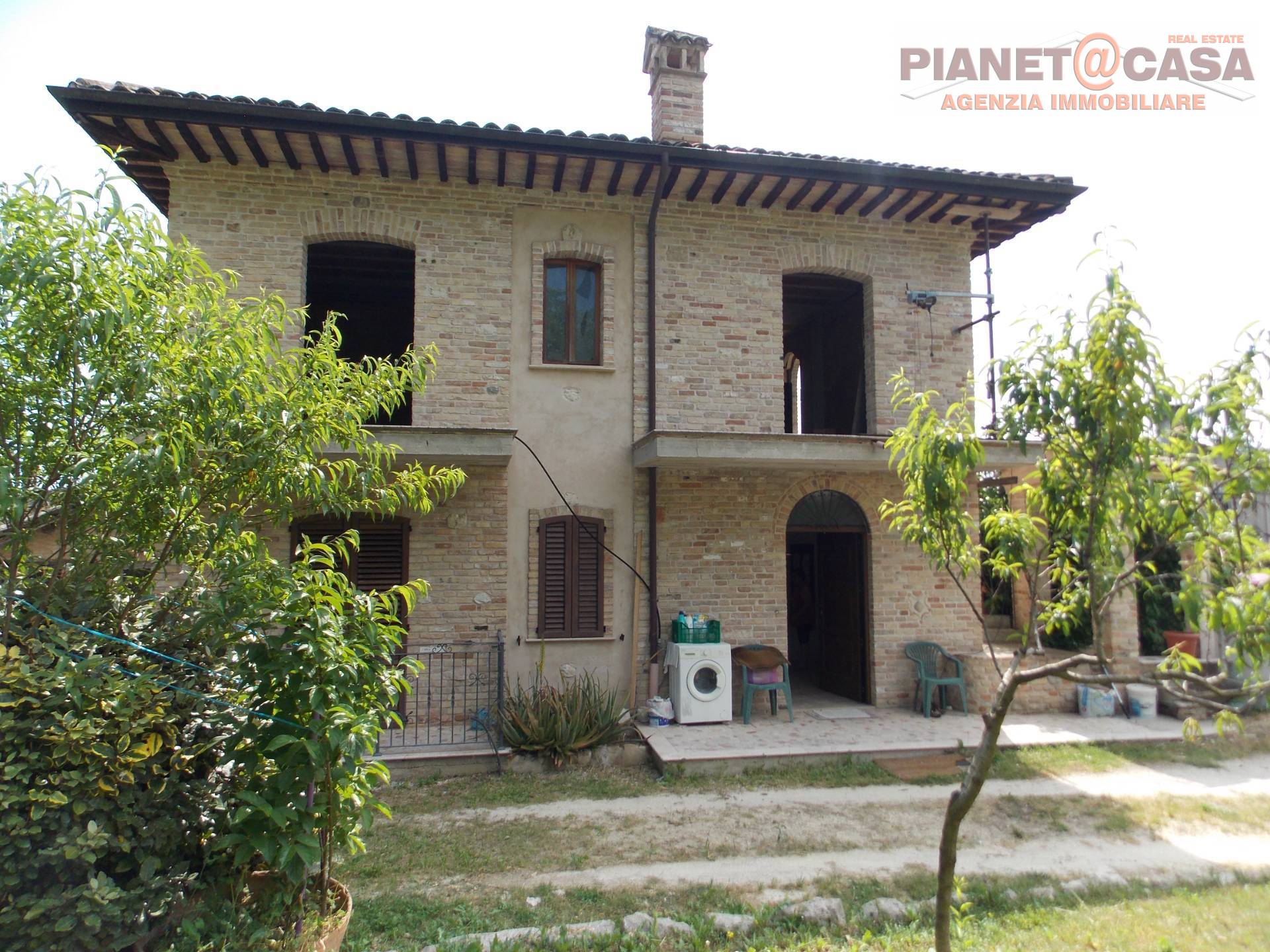 Casa indipendente in vendita a Castel di Lama