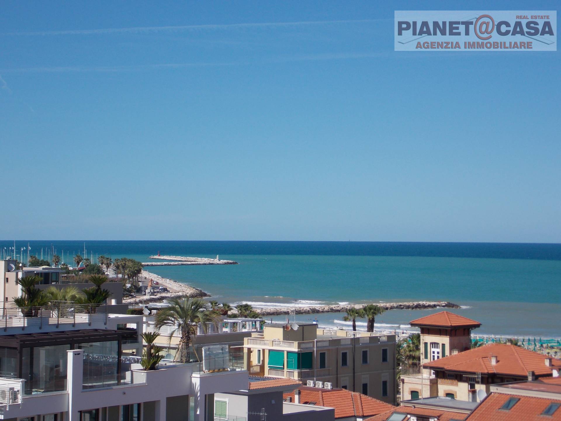 Appartamento in vendita a San Benedetto del Tronto, LUNGOMARE NORD