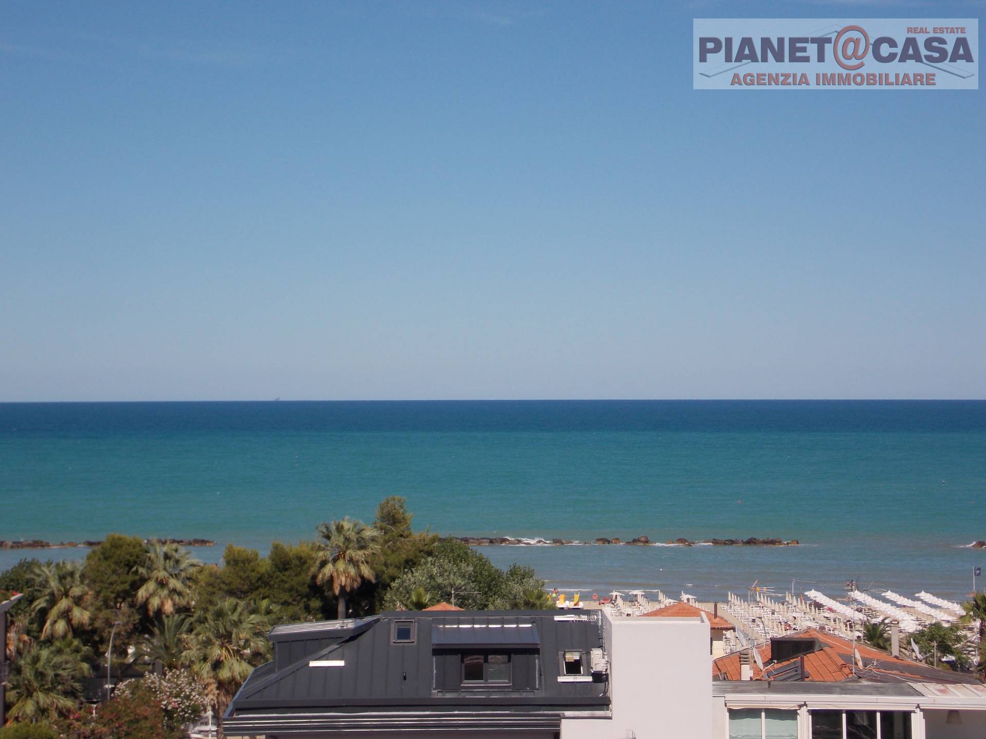Appartamento in vendita a San Benedetto del Tronto, LUNGOMARE NORD
