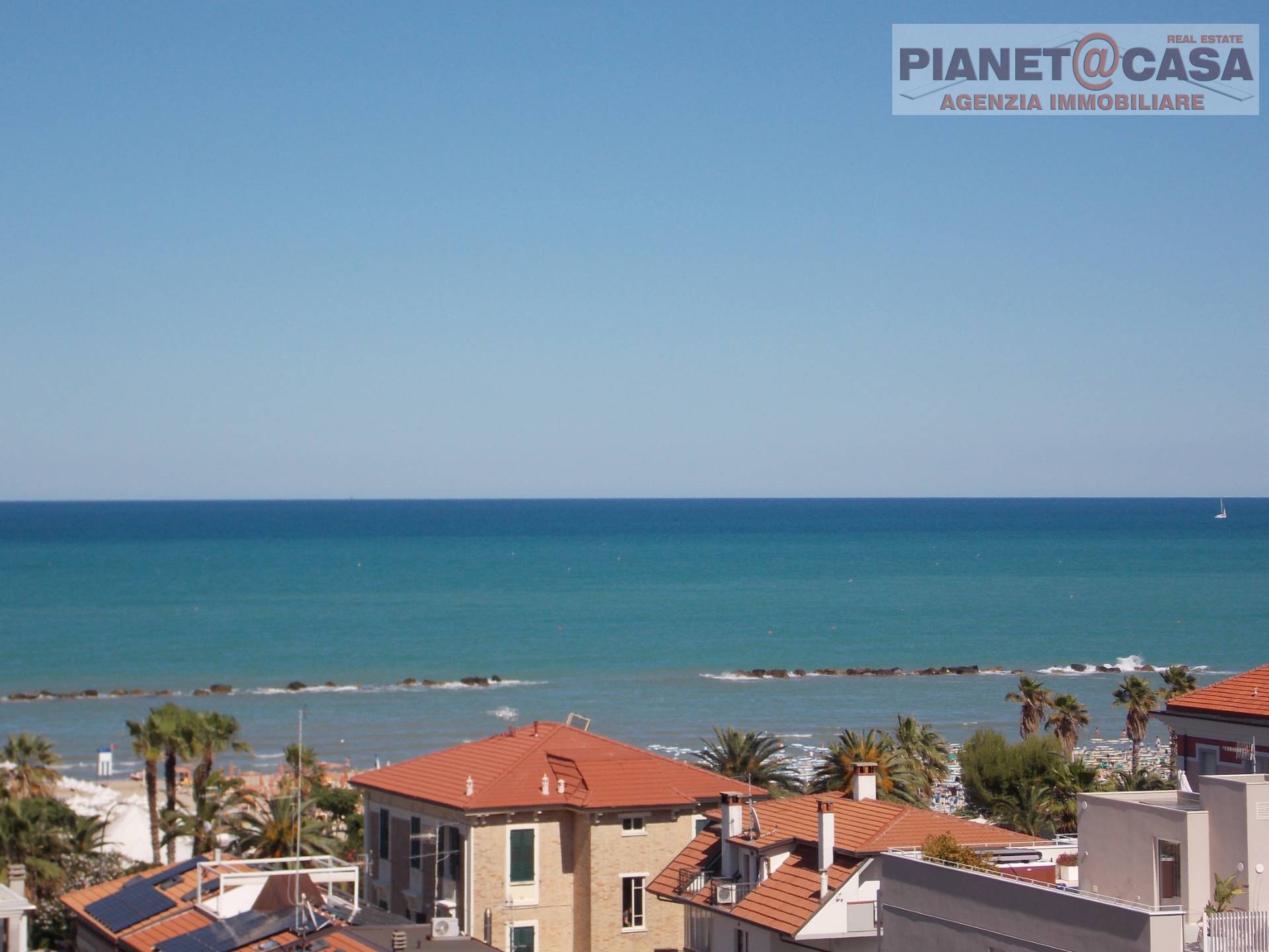 Appartamento in vendita a San Benedetto del Tronto, LUNGOMARE NORD