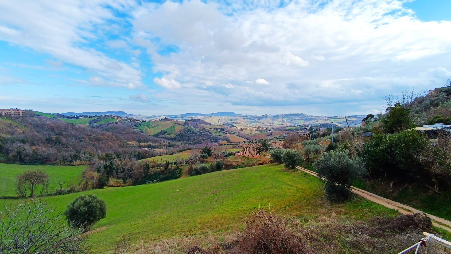 Quadrilocale con terrazzo a Petritoli