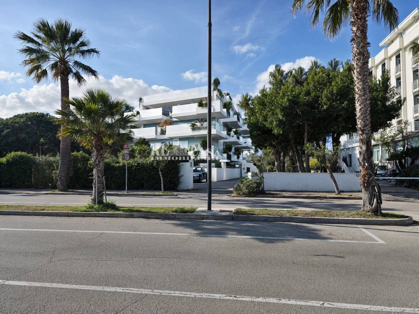 Appartamento in vendita a Grottammare, LUNGOMARE