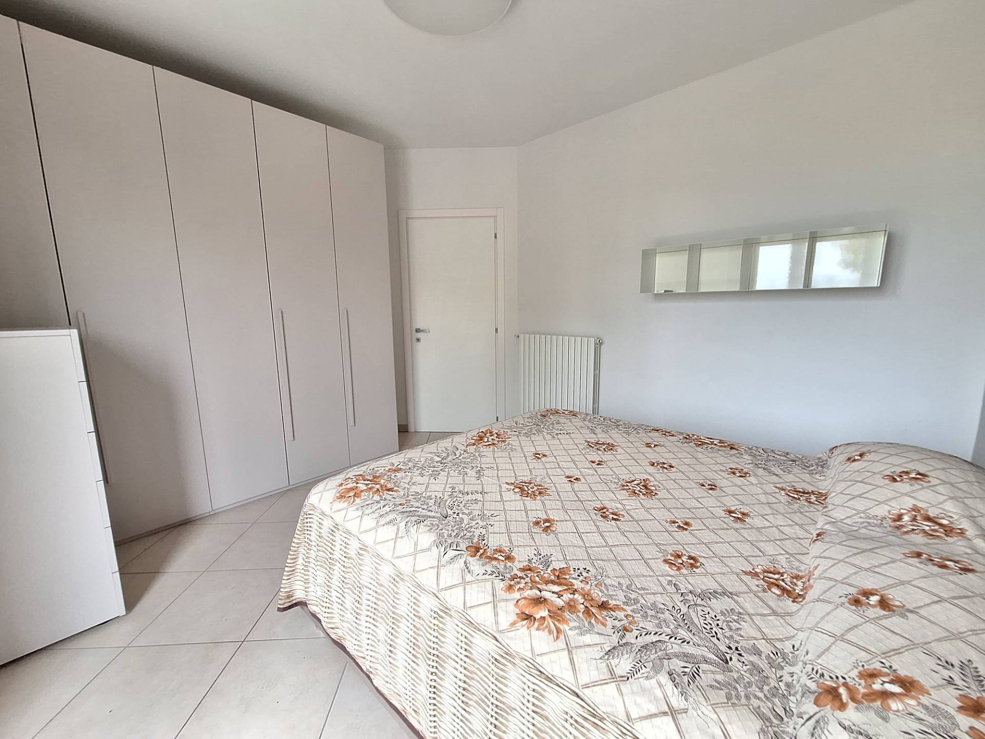 Appartamento in vendita a Nereto, Parignano