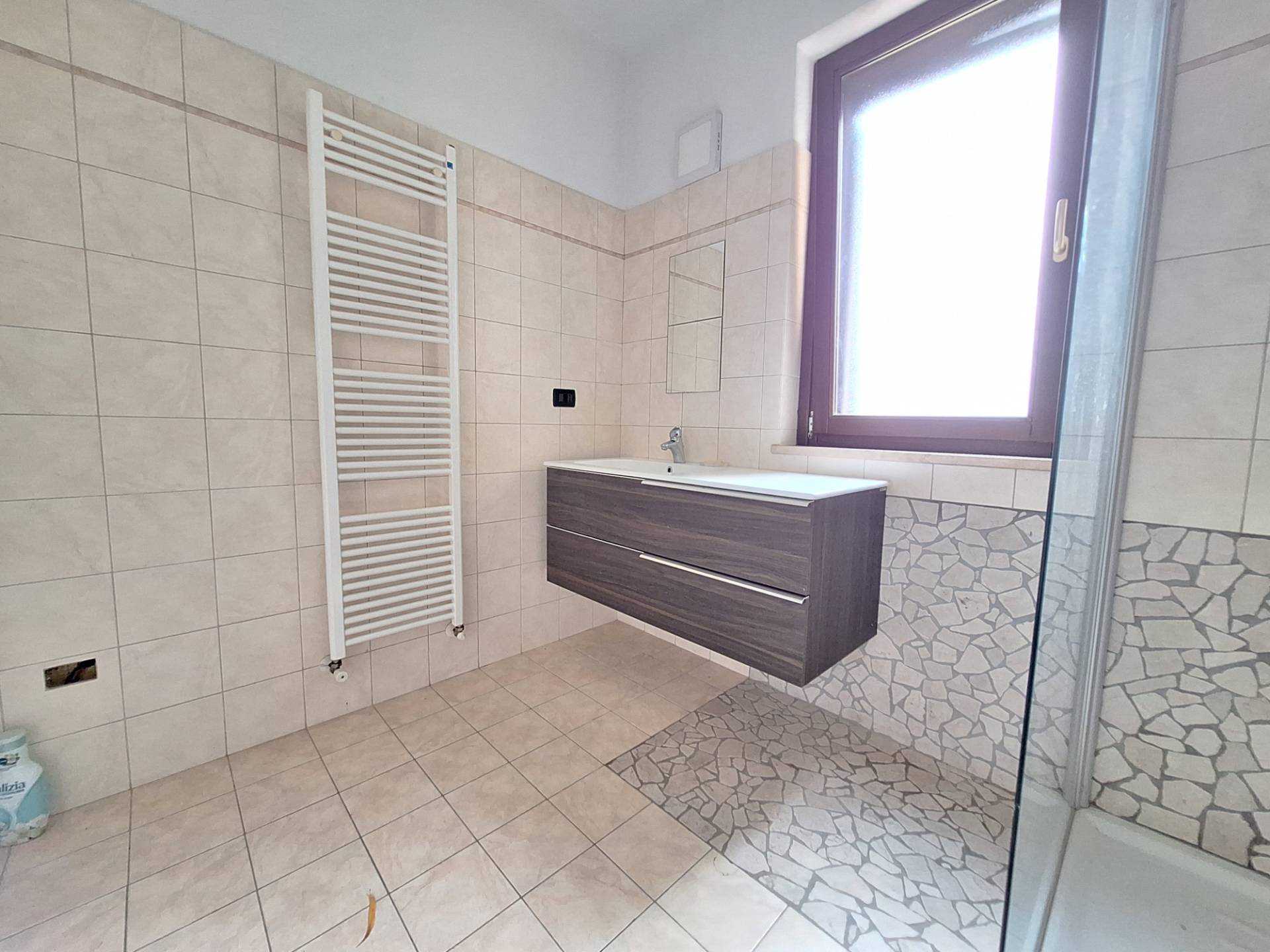 Appartamento in vendita a Nereto, Parignano