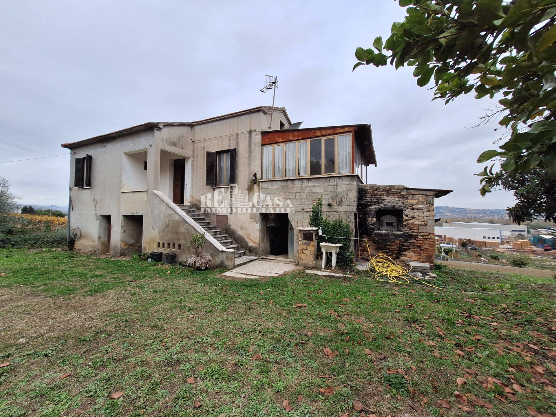 Casa in vendita a Controguerra