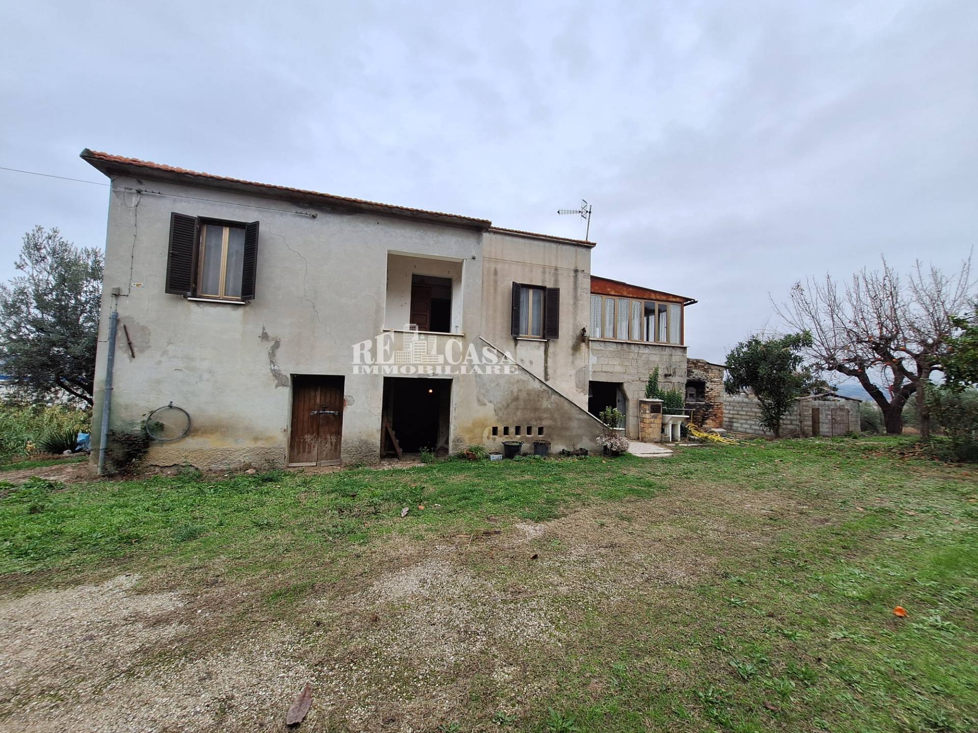 Casa in vendita a Controguerra