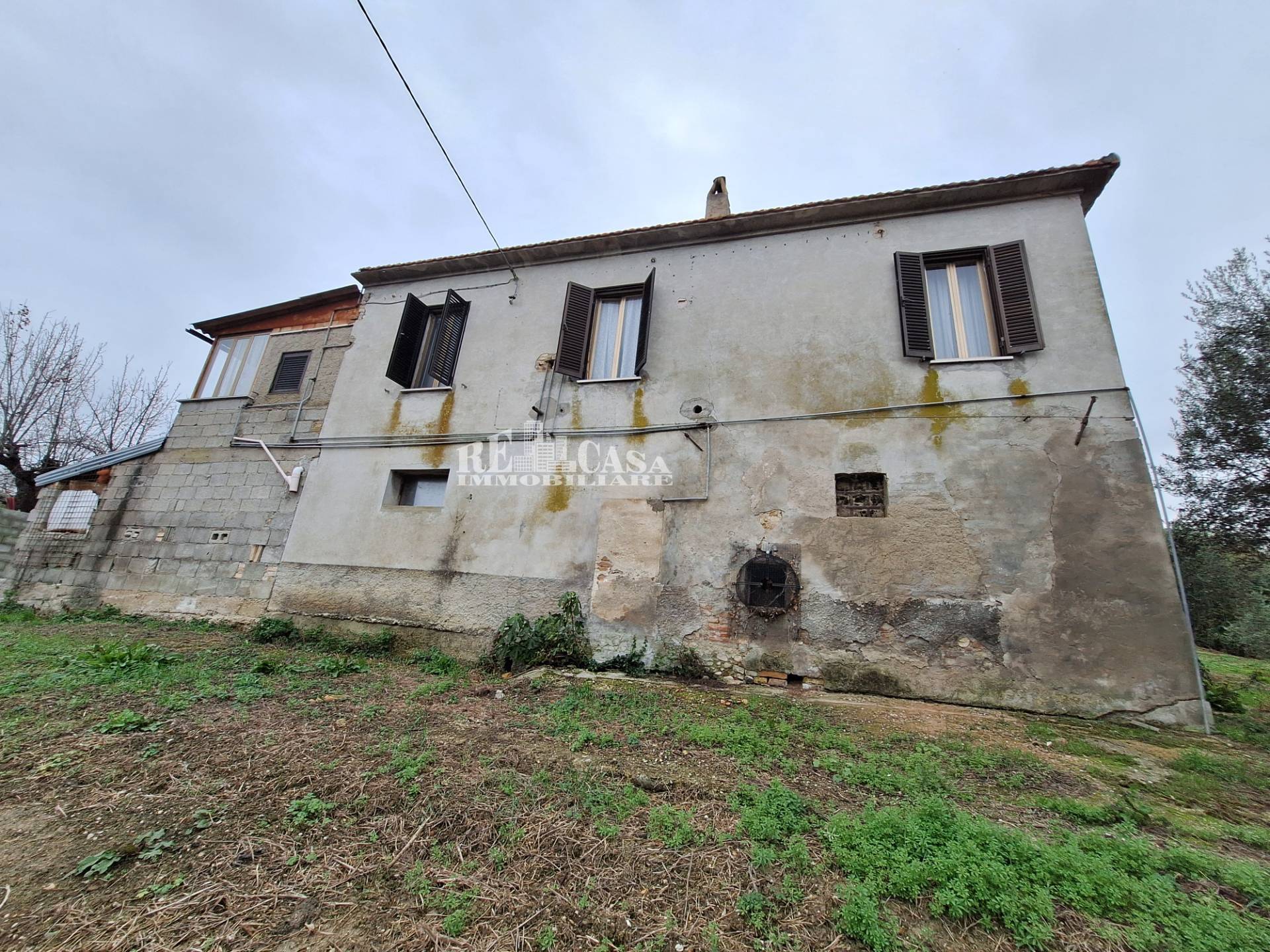 Casa in vendita a Controguerra