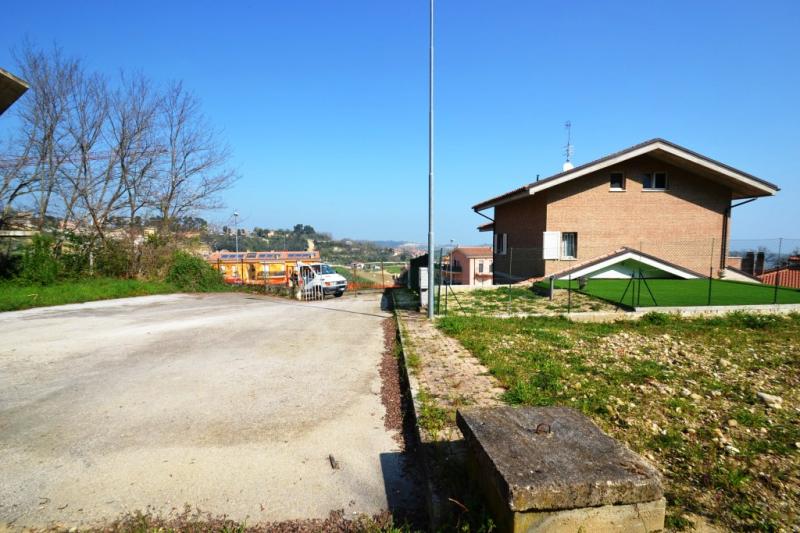 Terreno edificabile residenziale in vendita a Acquaviva Picena, RESIDENZIALE
