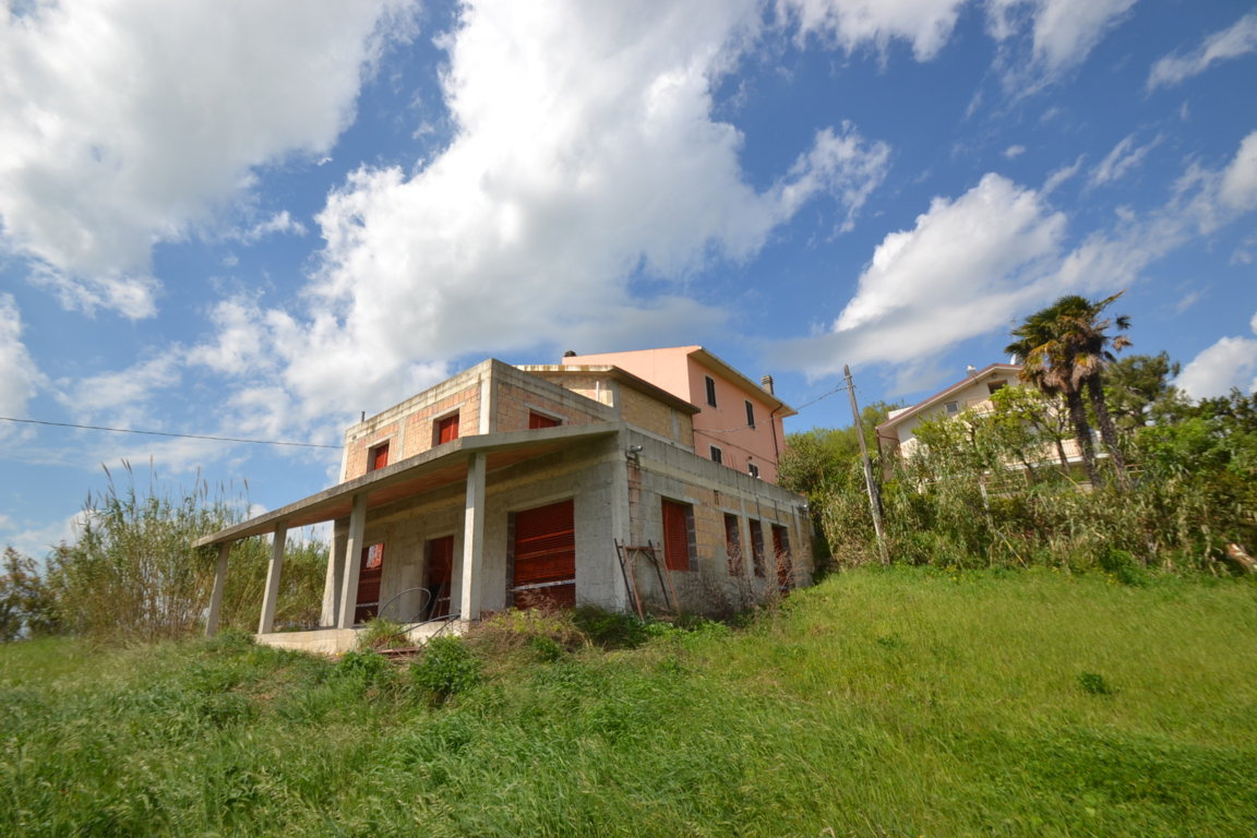Villa in vendita a Acquaviva Picena, RESIDENZIALE