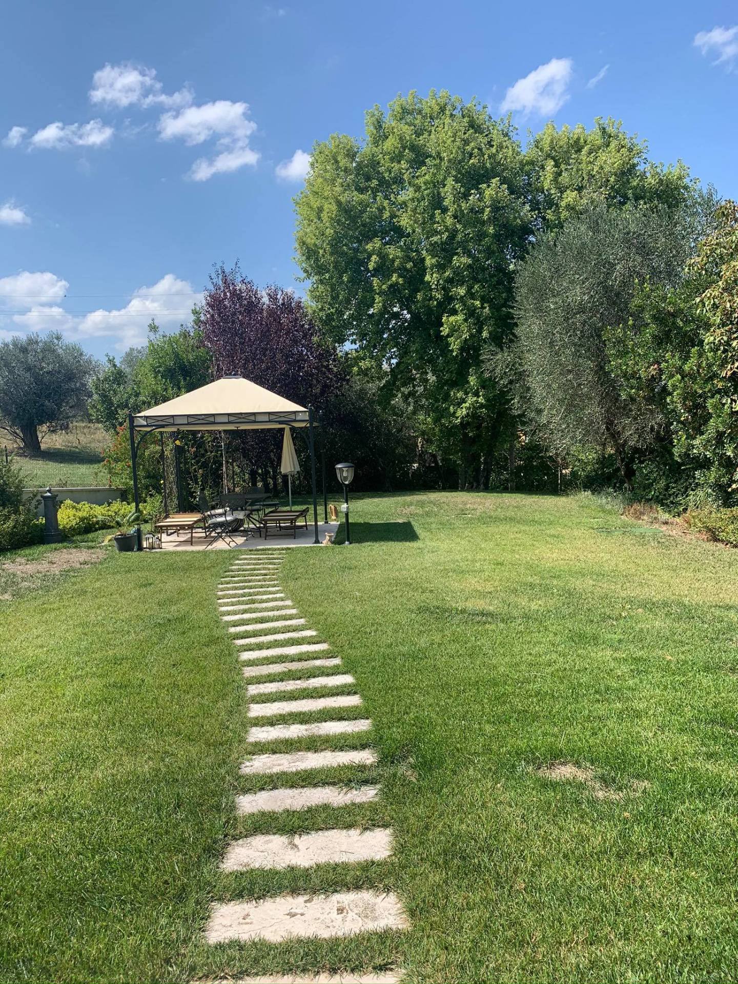 Villa in vendita a Appignano del Tronto