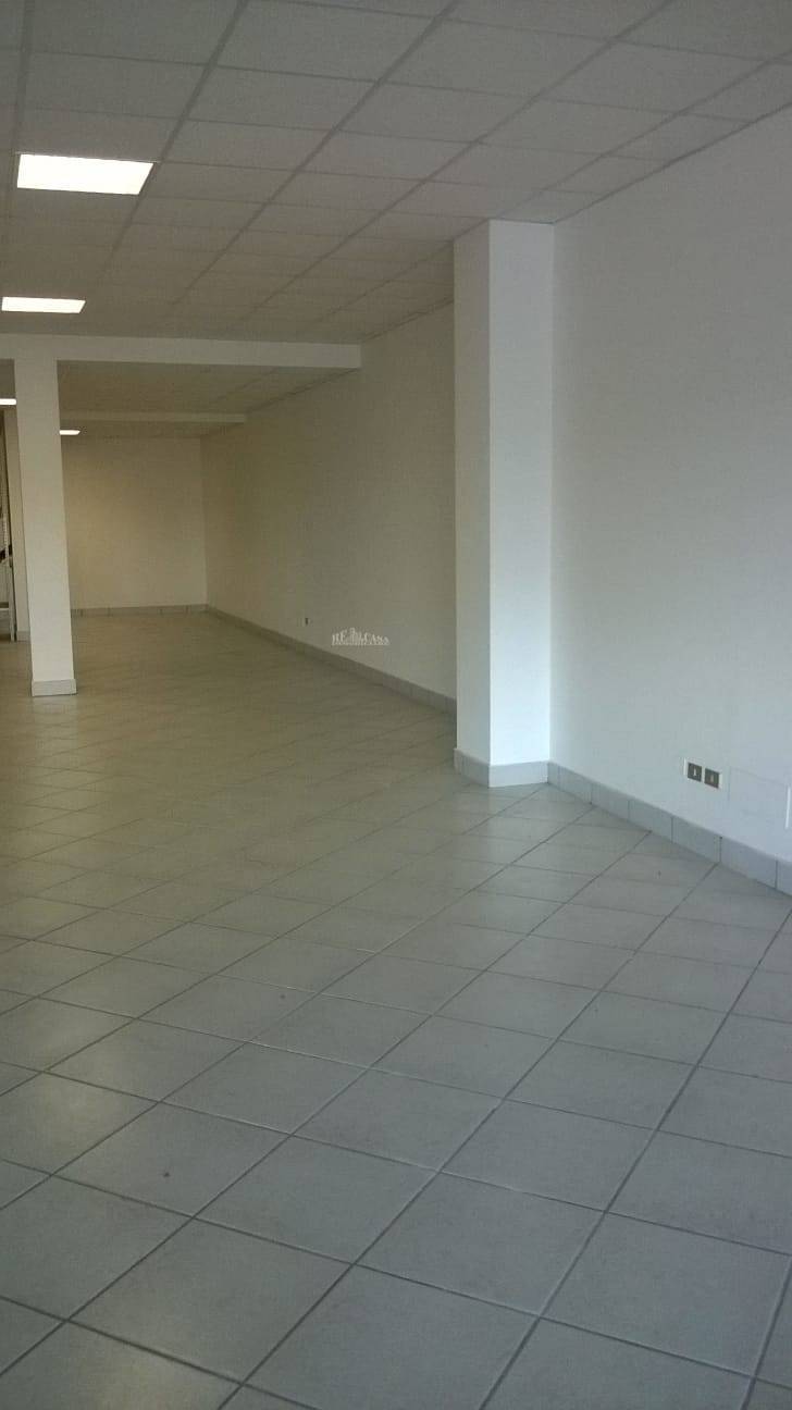 Locale commerciale / Negozio in vendita a Monteprandone, COLLINARE