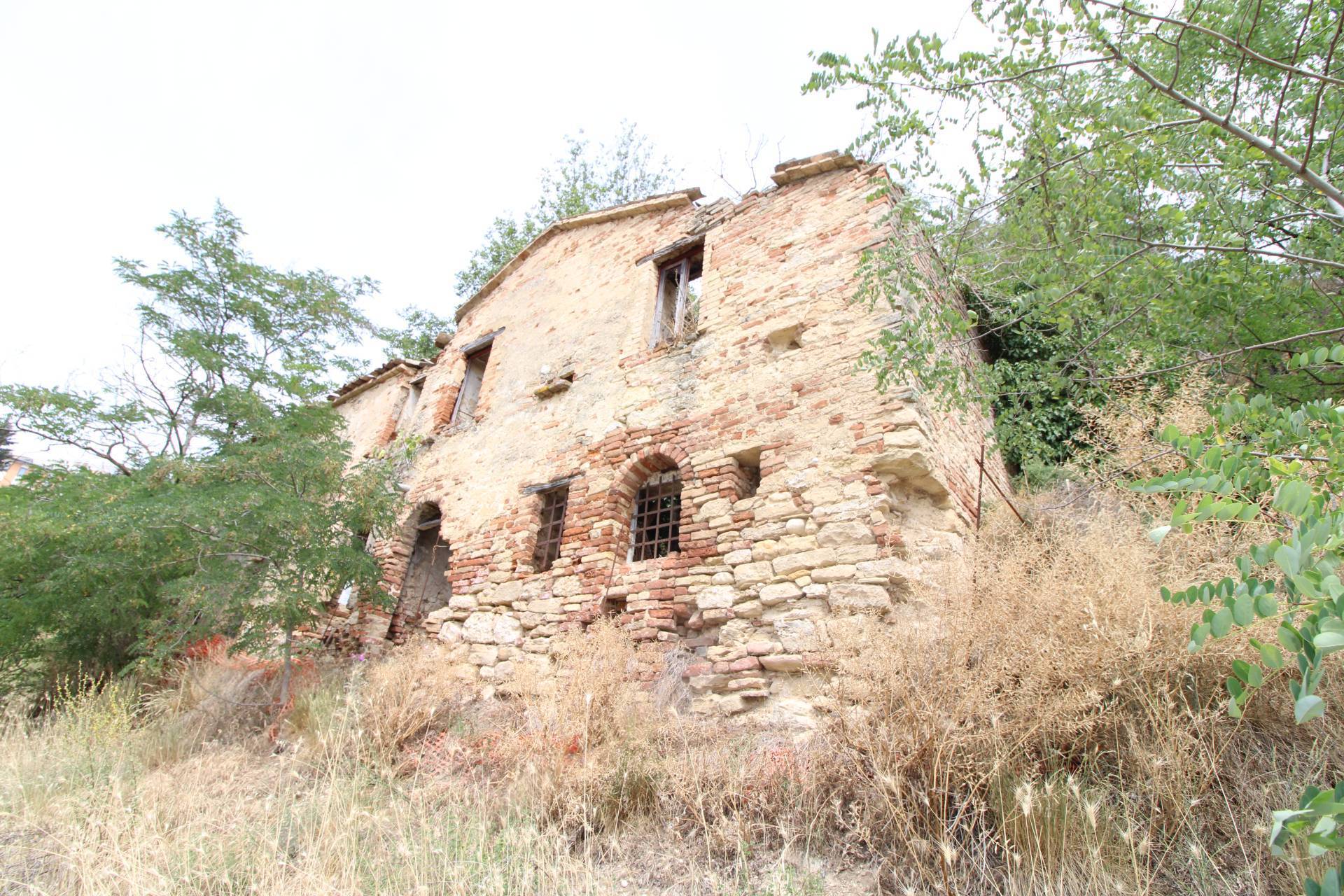 Casale / Rustico in vendita a Ripatransone, COLLINARE