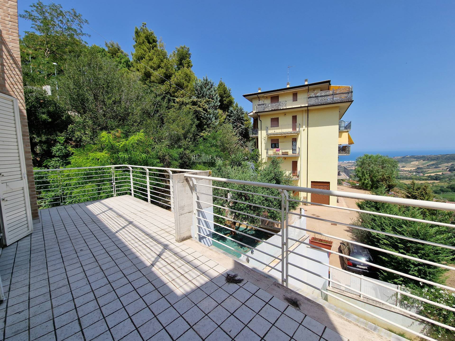 Villetta a schiera / Villetta Bifamiliare in vendita a Acquaviva Picena, RESIDENZIALE