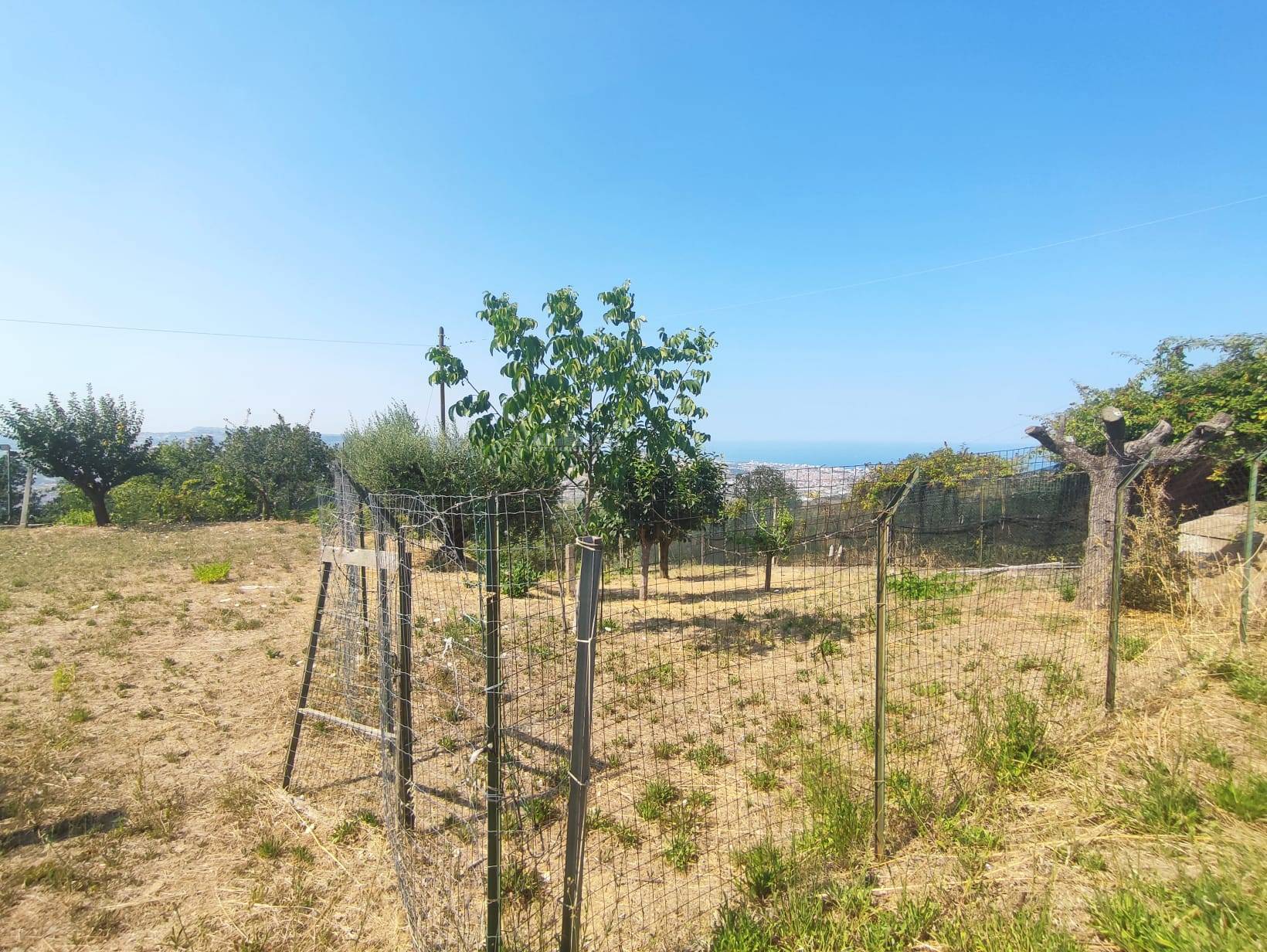 Terreno edificabile residenziale in vendita a Colonnella