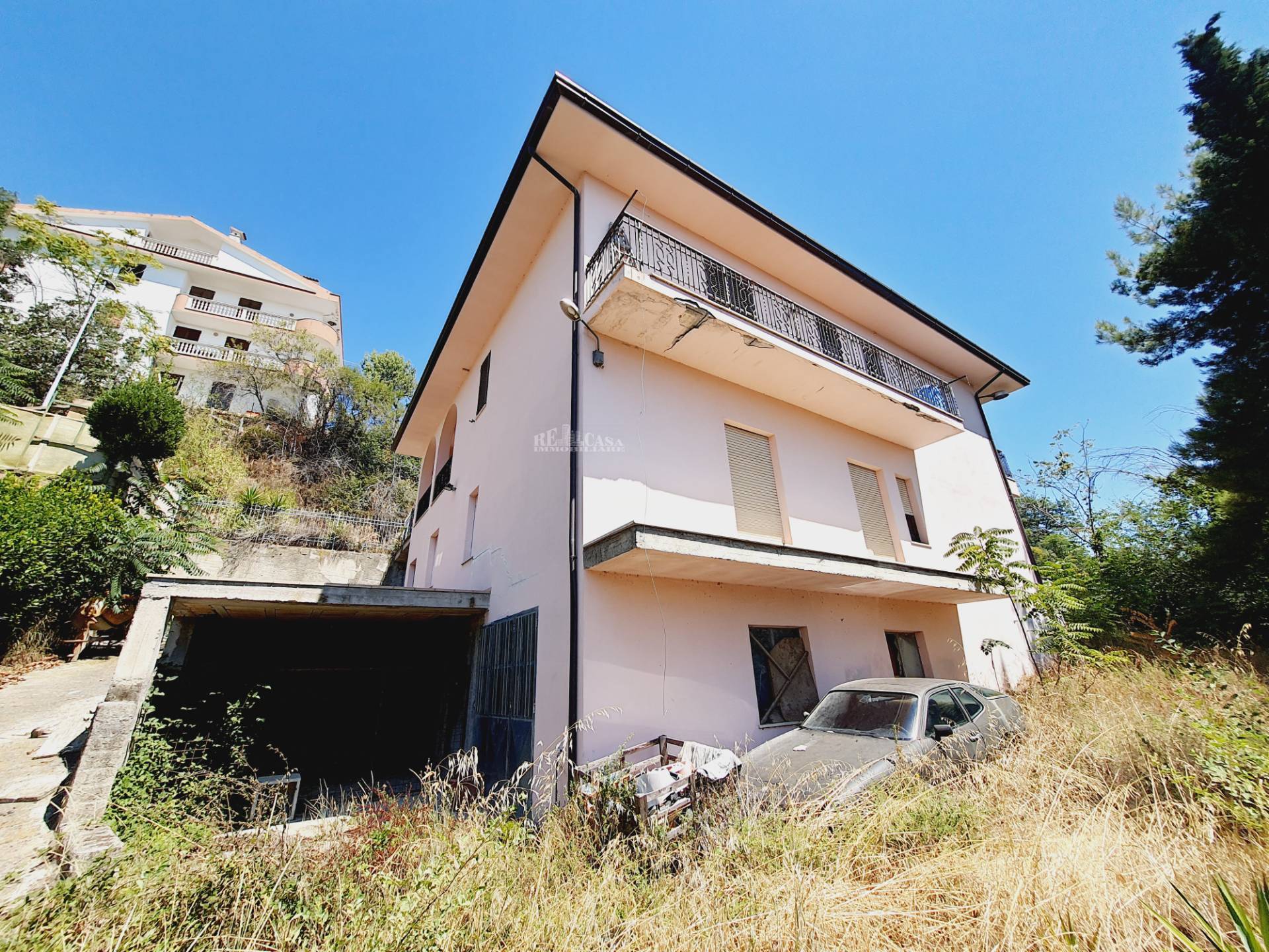 Casa in vendita a Montefiore dell'Aso