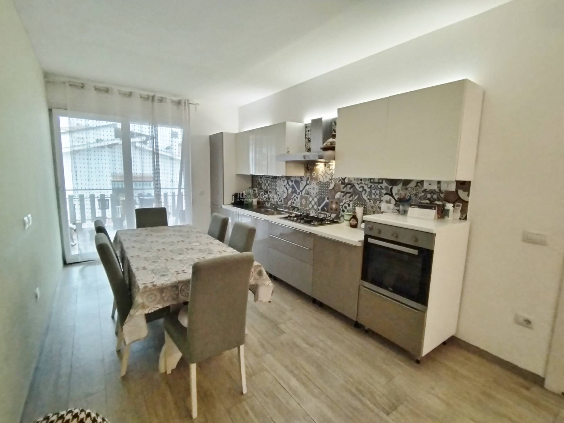 Appartamento in vendita a San Benedetto del Tronto, PORTO D'ASCOLI (lungomare)