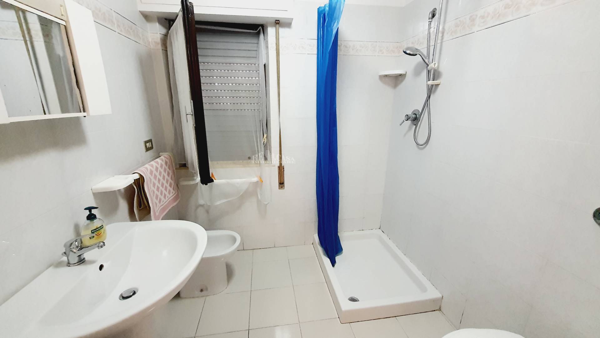 Palazzo / Stabile in vendita a Martinsicuro, Zona Mare