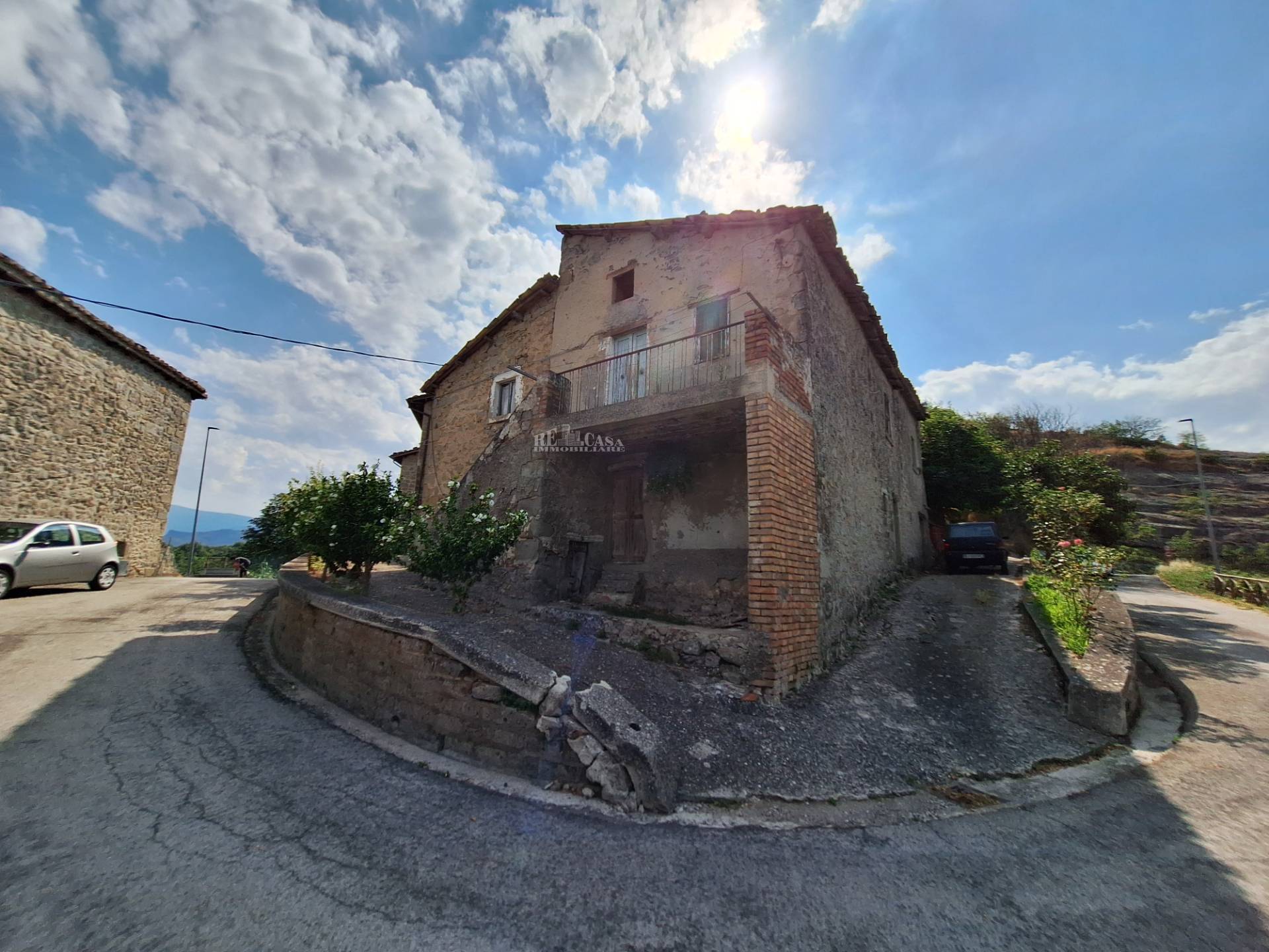 Casale / Rustico in vendita a Roccafluvione