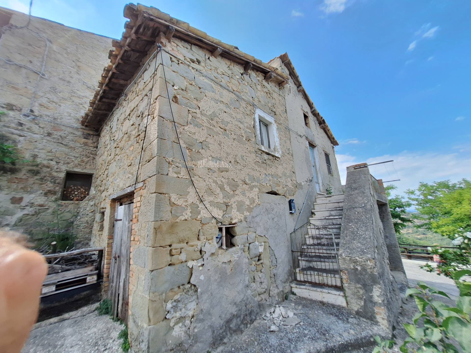 Casale / Rustico in vendita a Roccafluvione