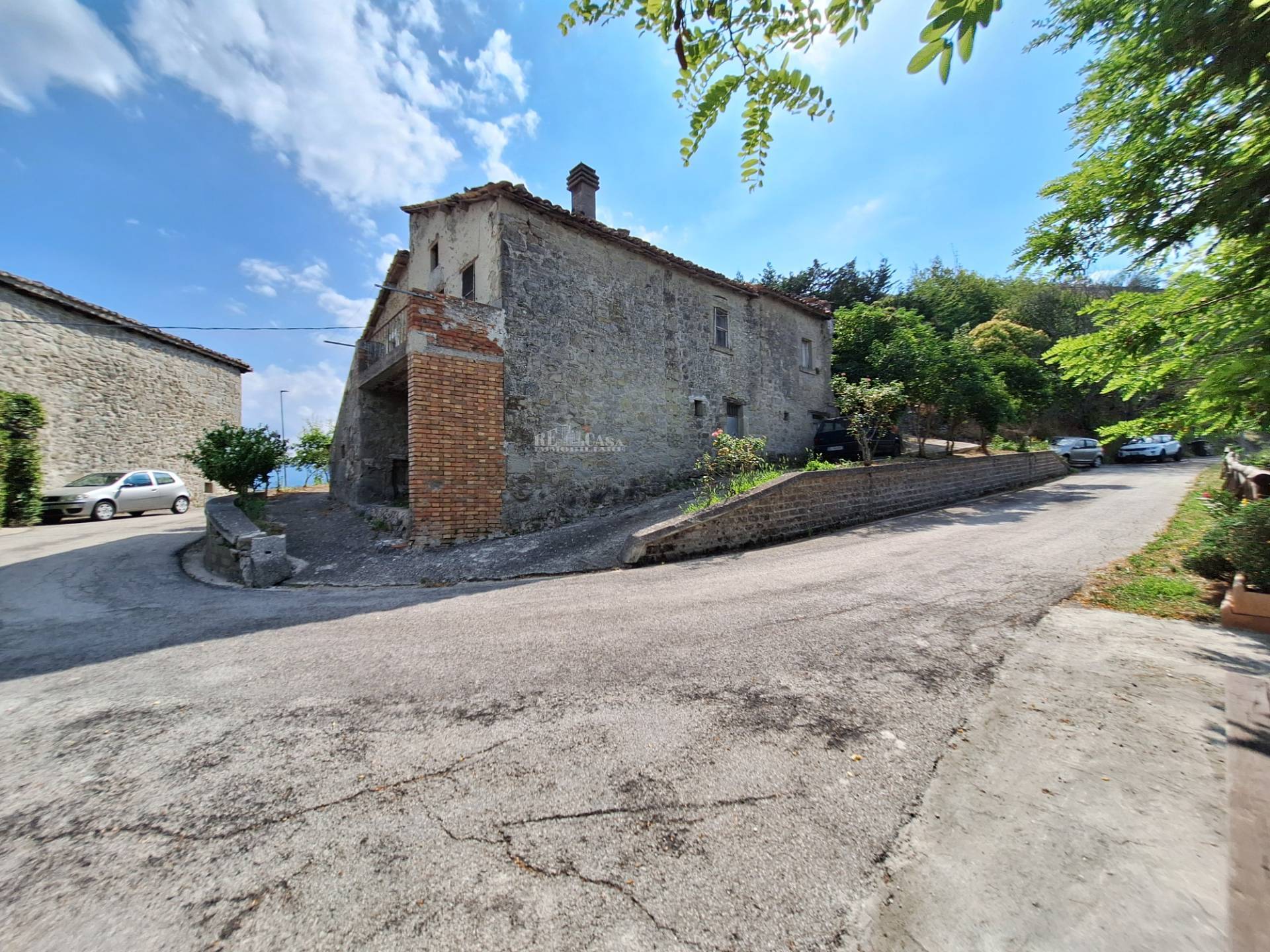 Casale / Rustico in vendita a Roccafluvione