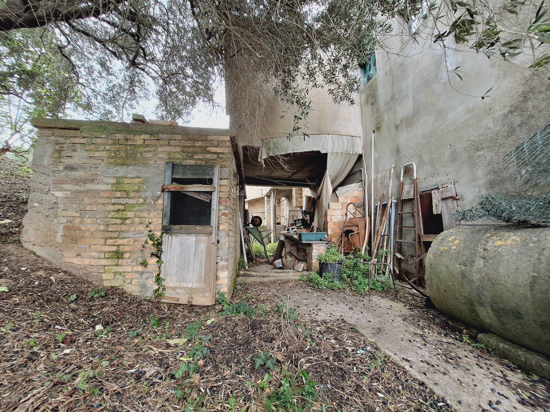 Casa in vendita a San Benedetto del Tronto, RESIDENZIALE (sopra la Strada Statale)