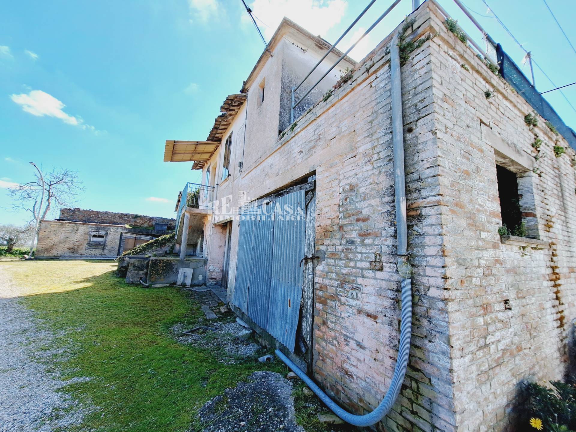 Casale / Rustico in vendita a Monsampolo del Tronto, STELLA DI MONSAMPOLO